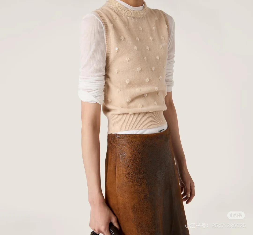 Miu 26ss beading flower vest