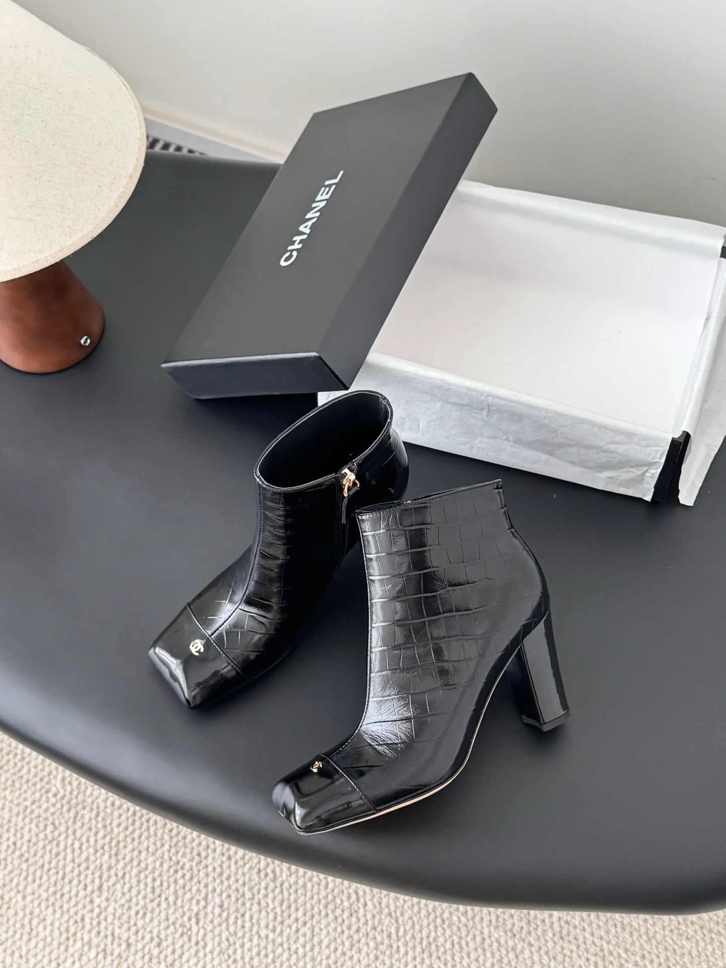 Chan 26ss ankle boots