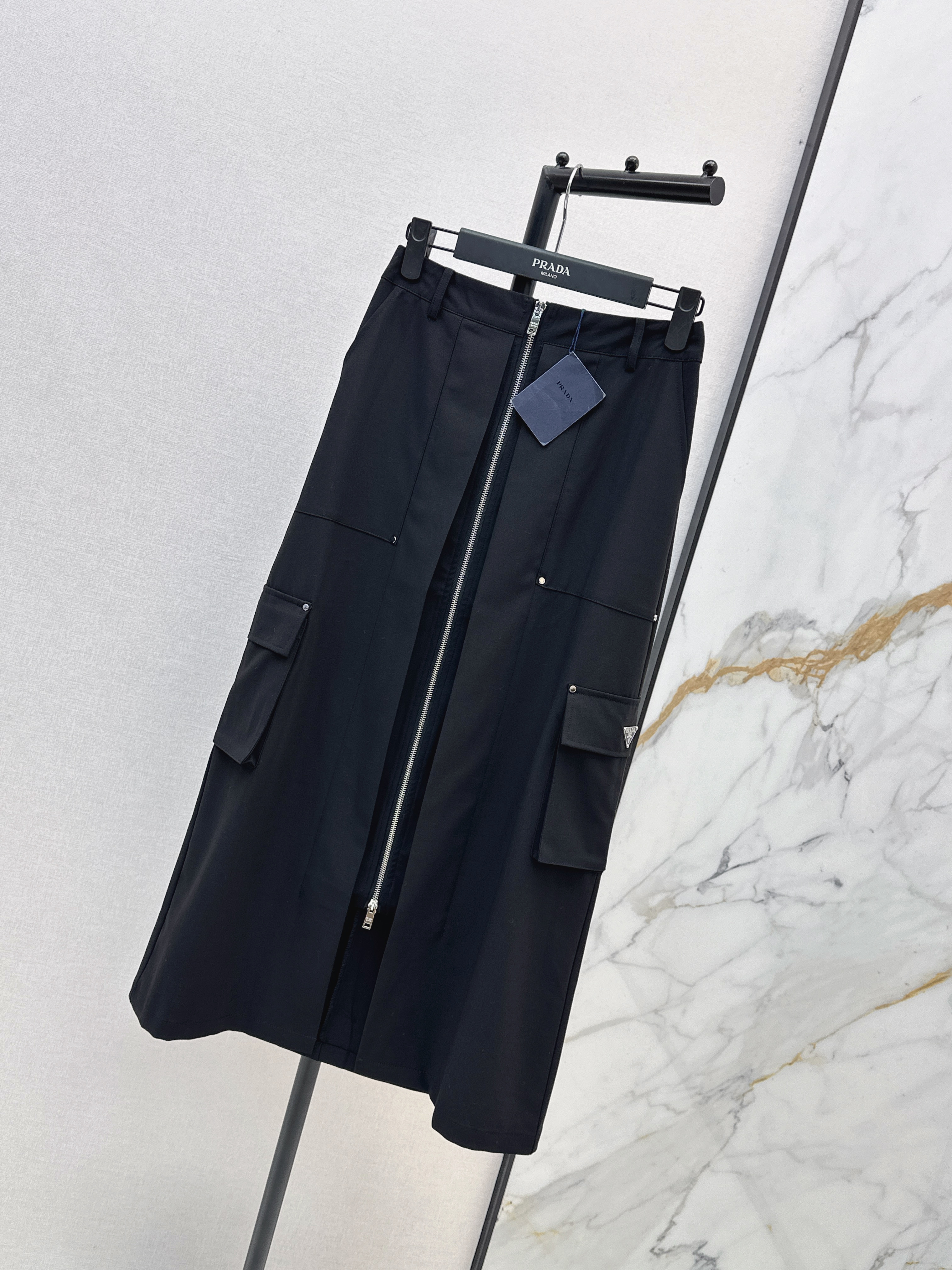 Pra 26ss zip-up skirt