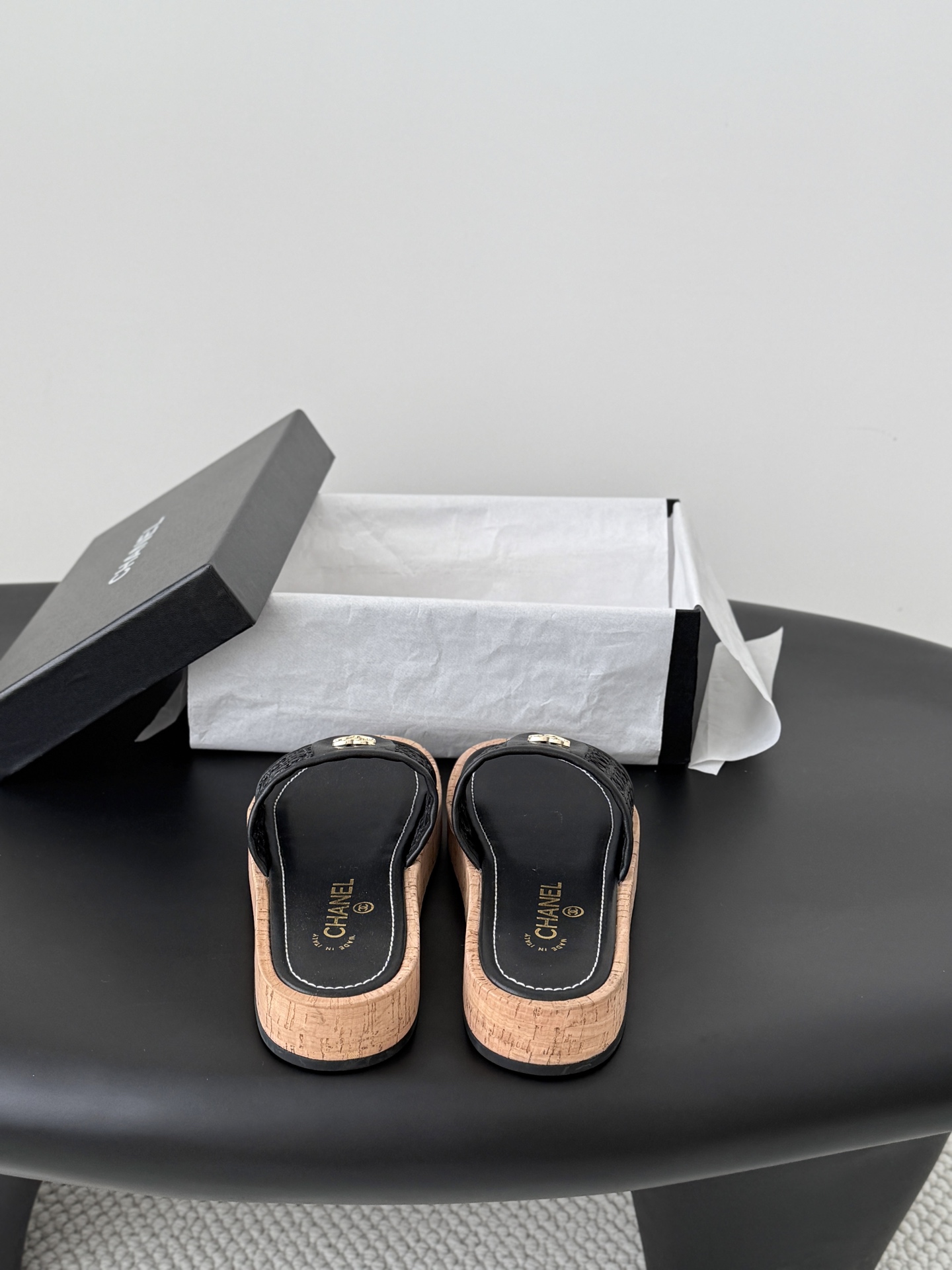 Chan 26C mesh slippers
