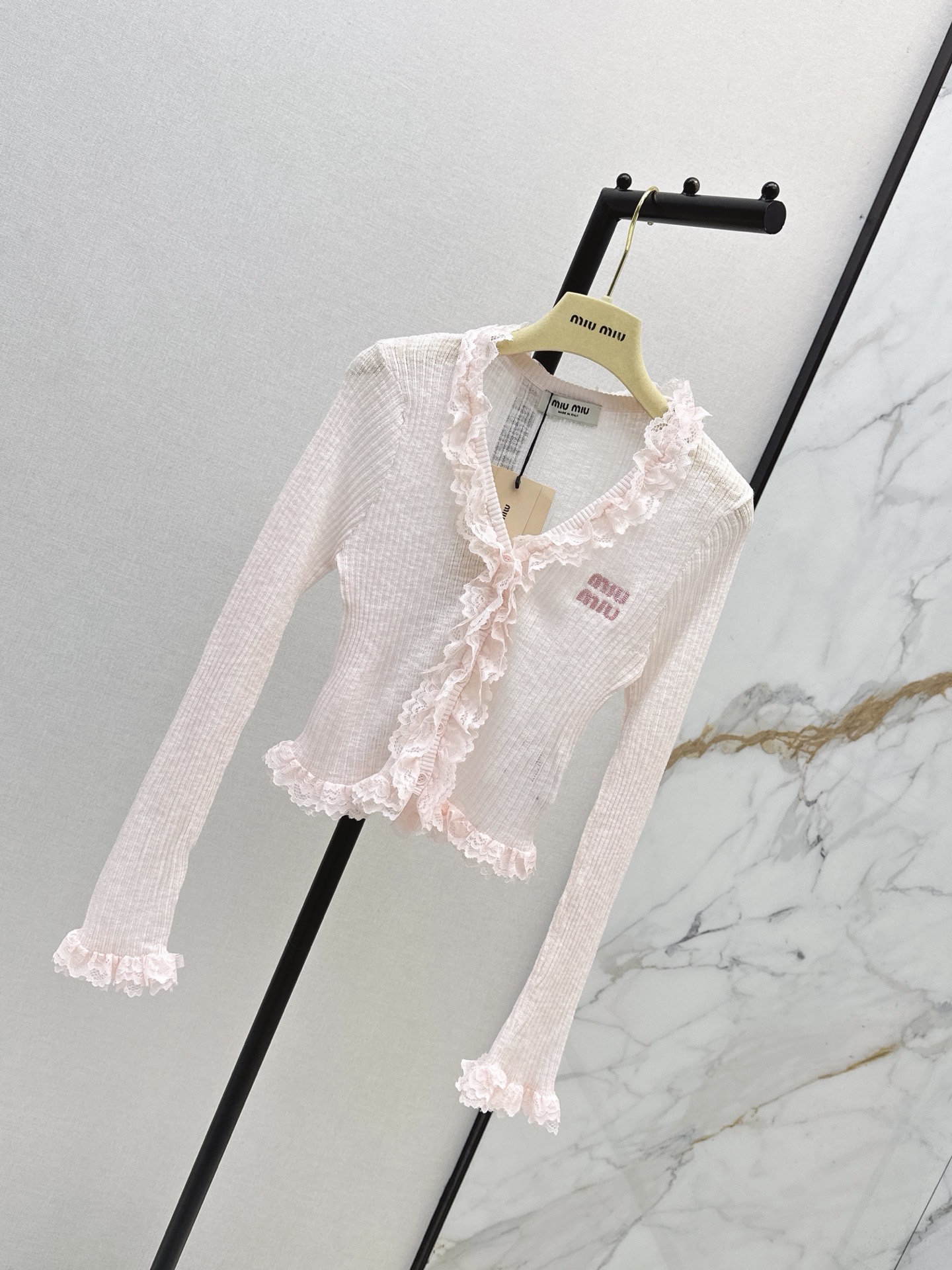 Miu 26ss lace trim knit cardigan