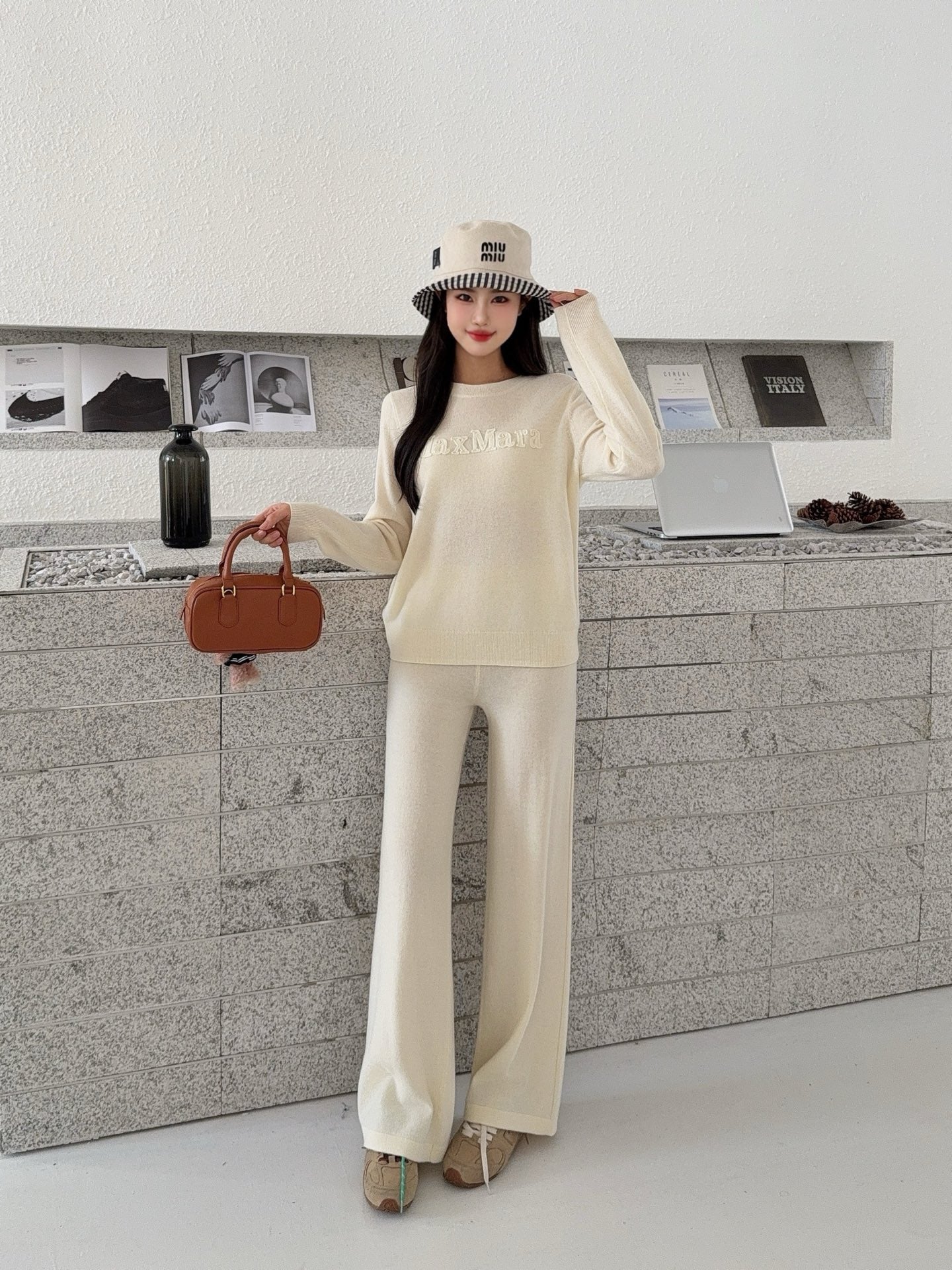 Max 25fw sweater pants set