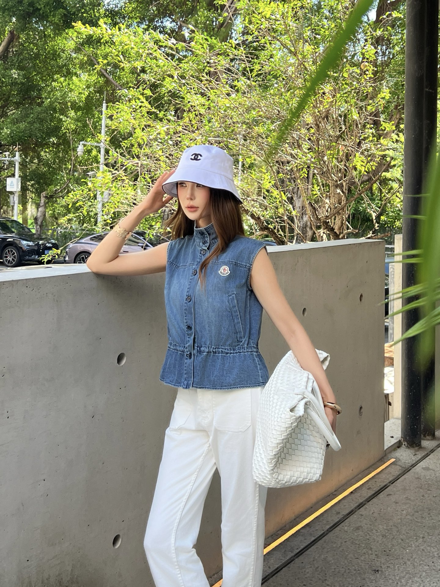 Monc 26ss denim vest