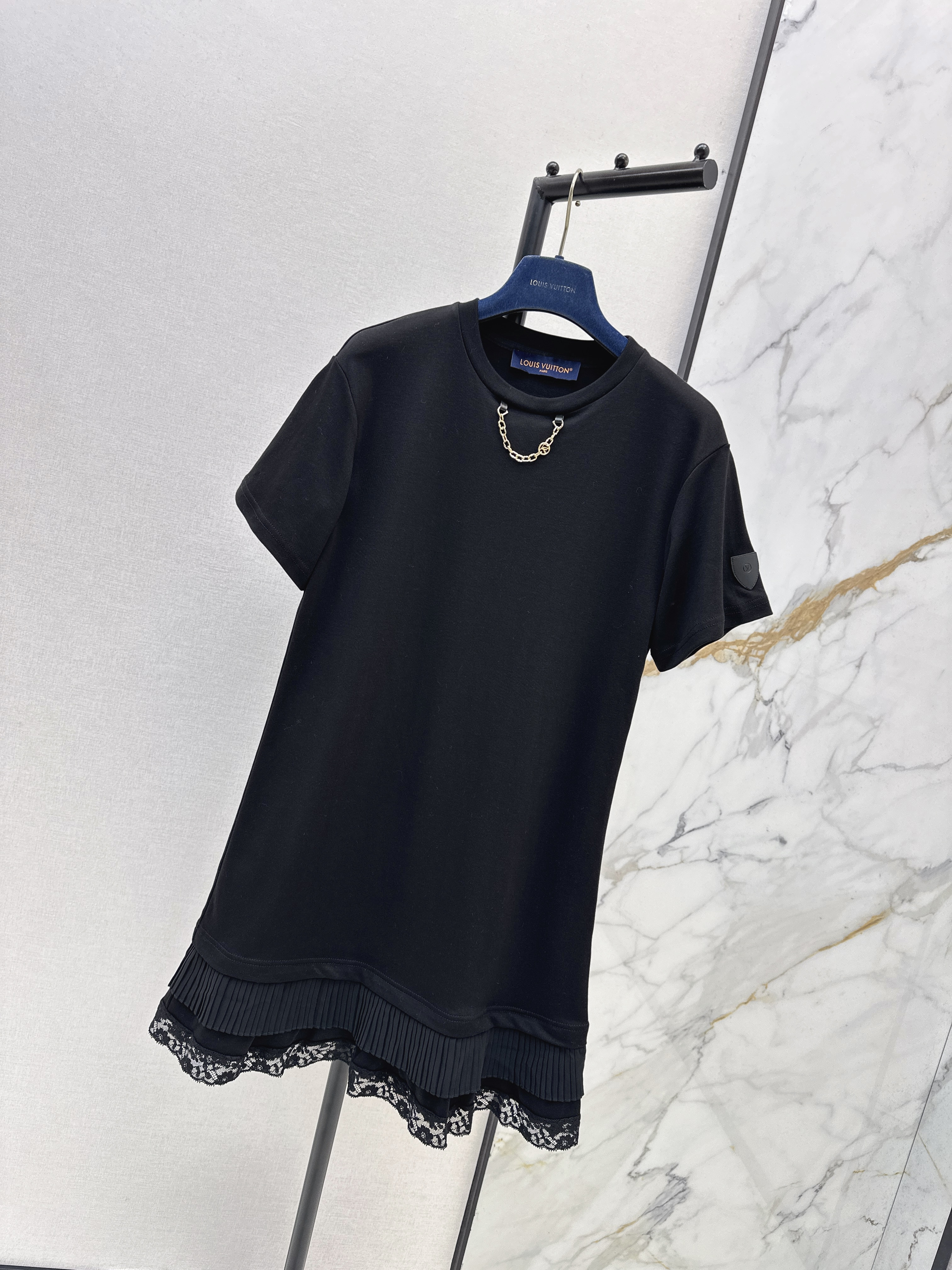 Loui 26ss contract lace dress