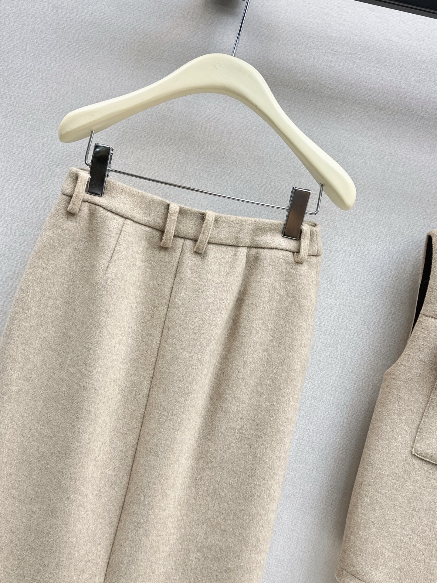 Brun 25fw woolen skirt