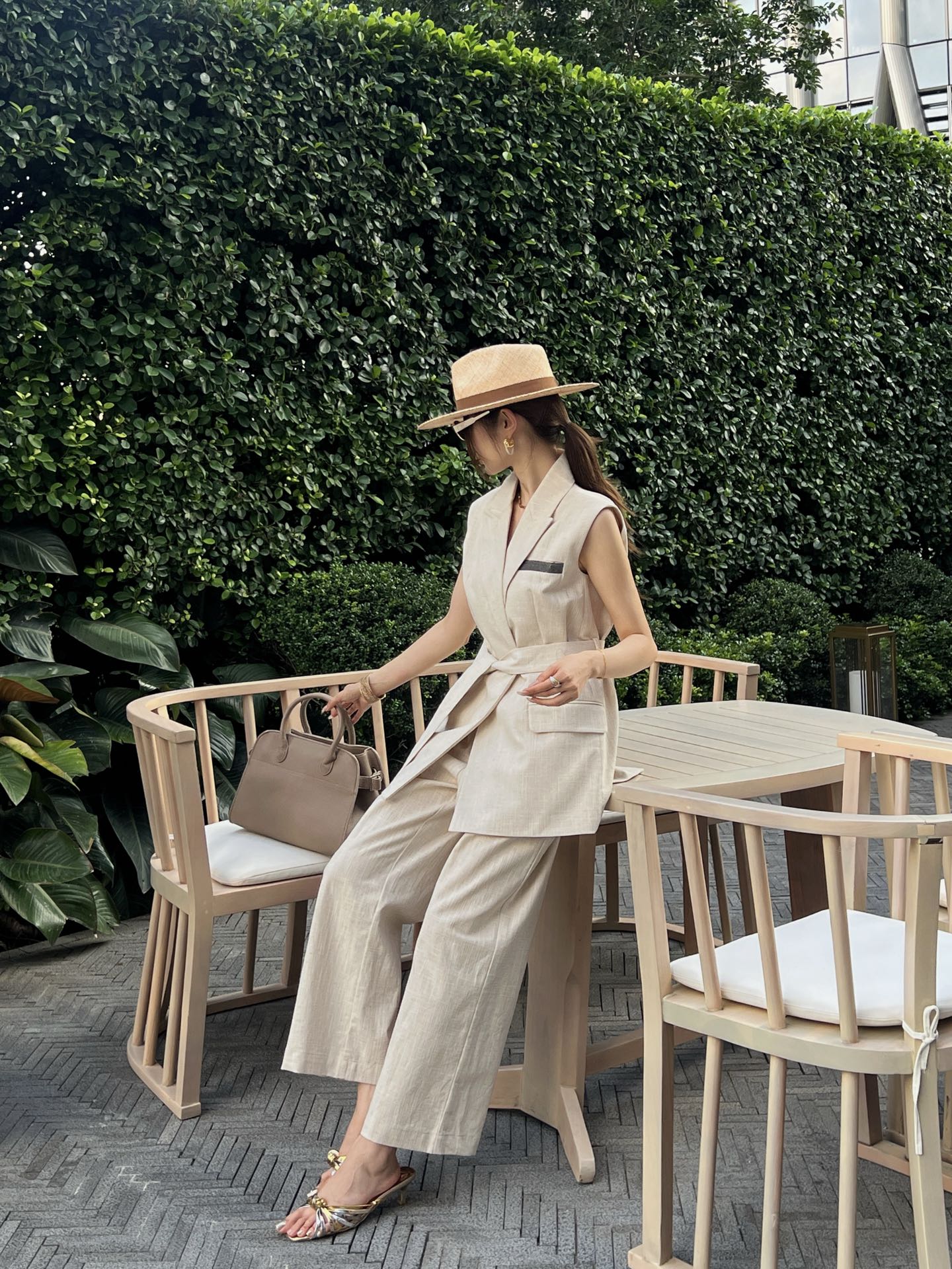 Brun 26ss linen cropped pants