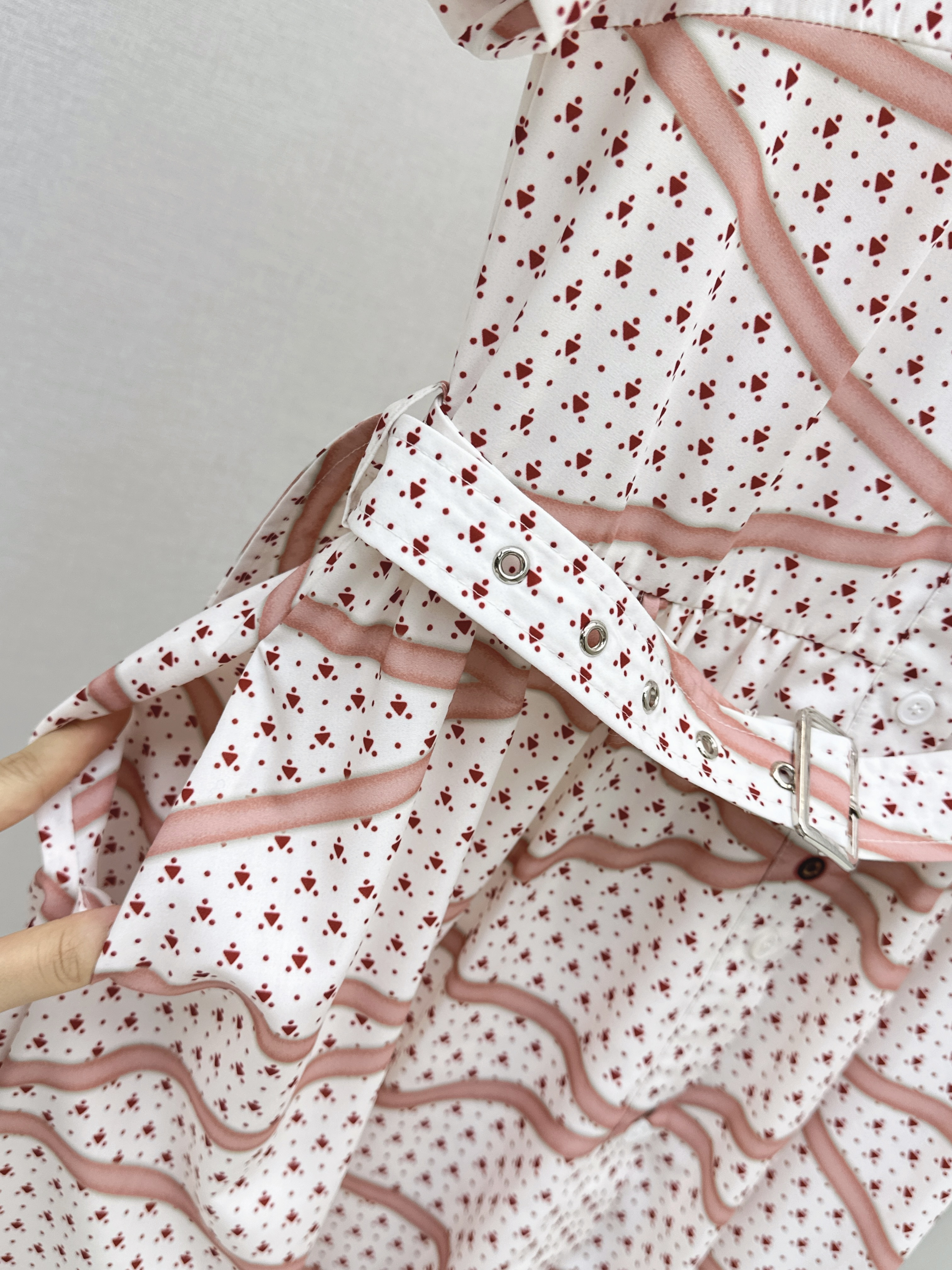 Loui 26ss print belted dress