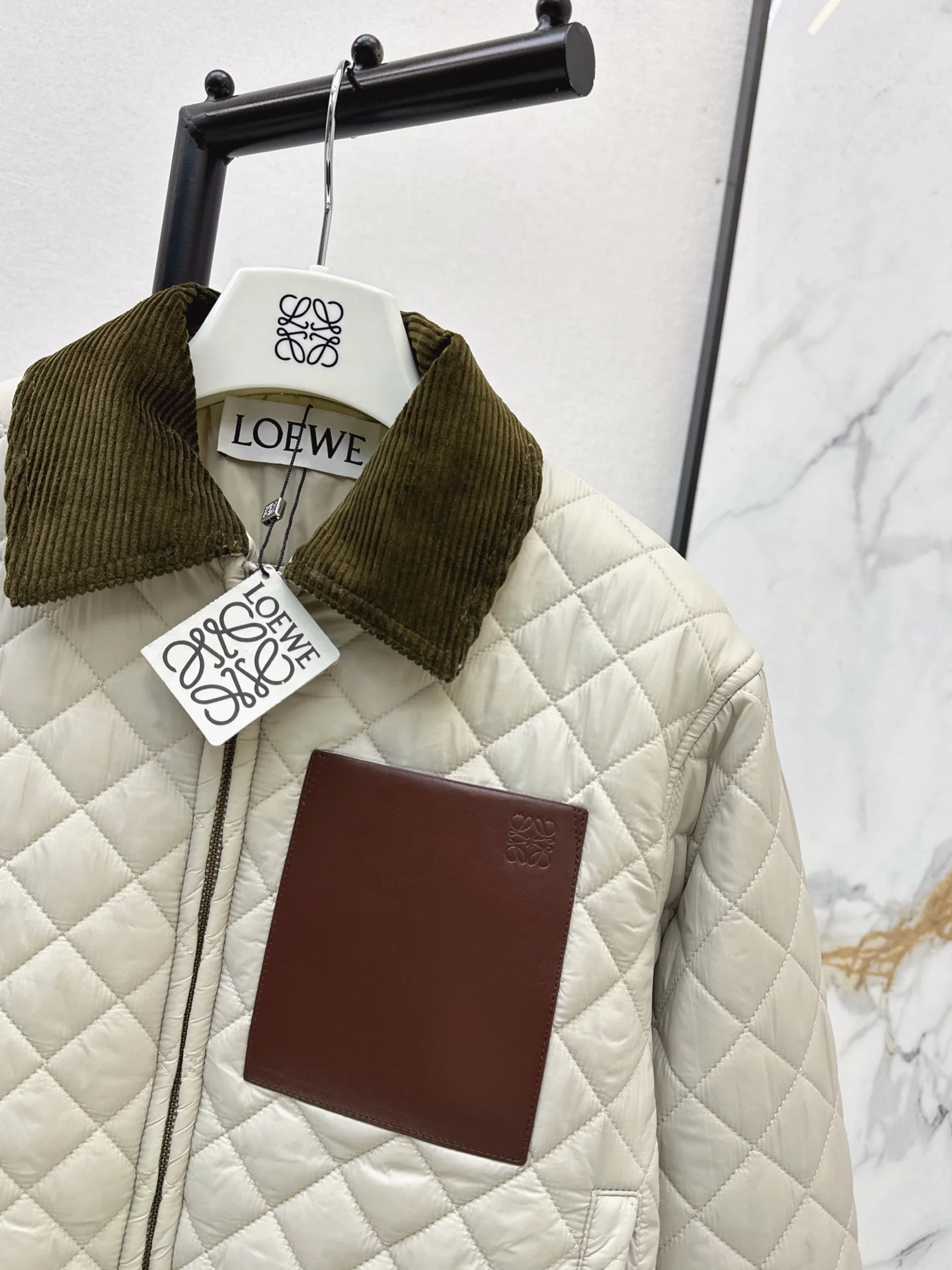 Loe 25fw padded jacket