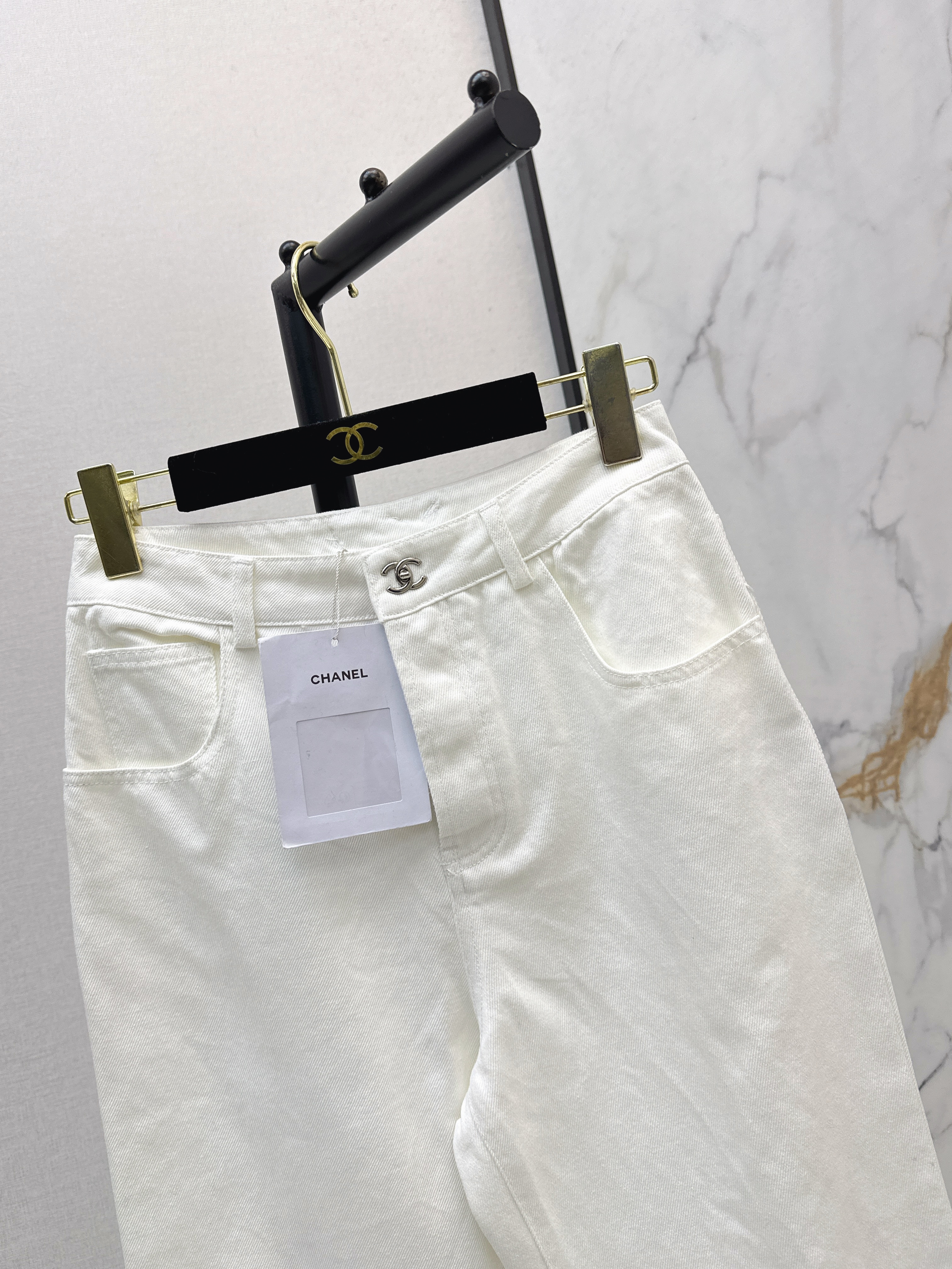 Chan 26ss straight jaens