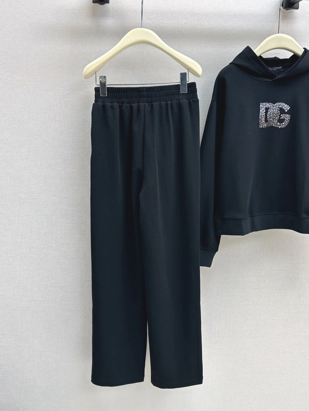 DG 25fw sweatsuit