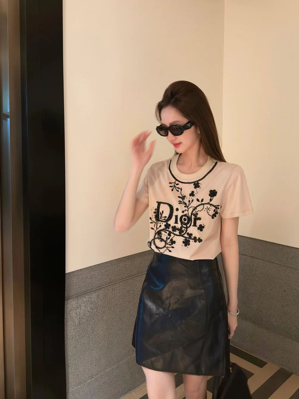 CD 26ss 3d embroidery beading t-shirts