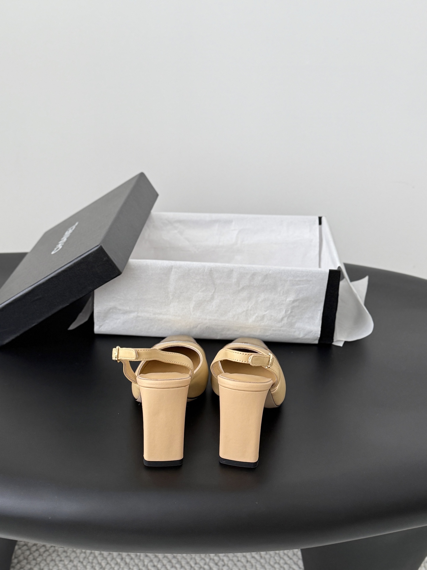 Chan 26P gold cap toe slingback heels