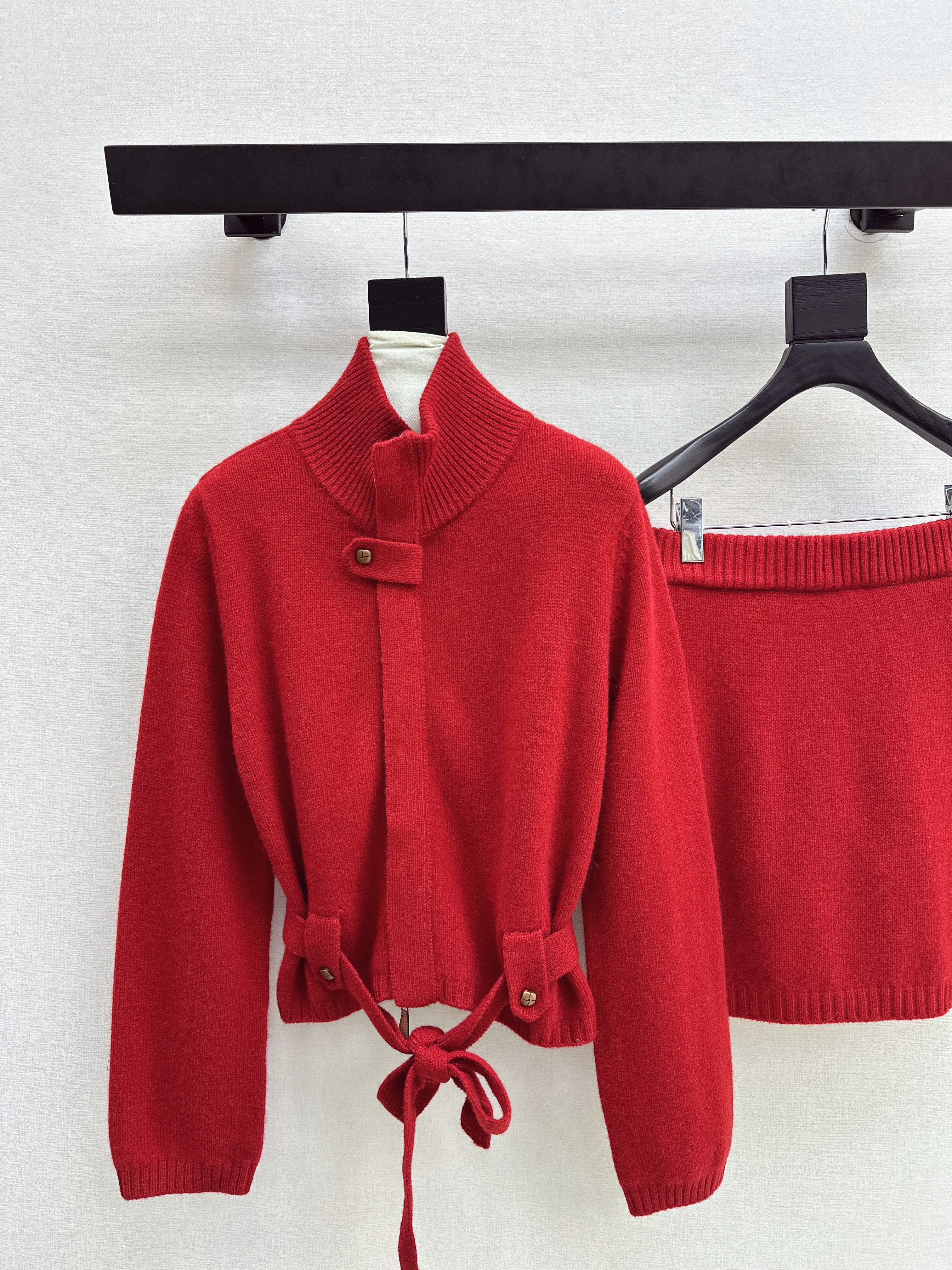 Loro 26ss outfit sets zip-up cardigan+skirts