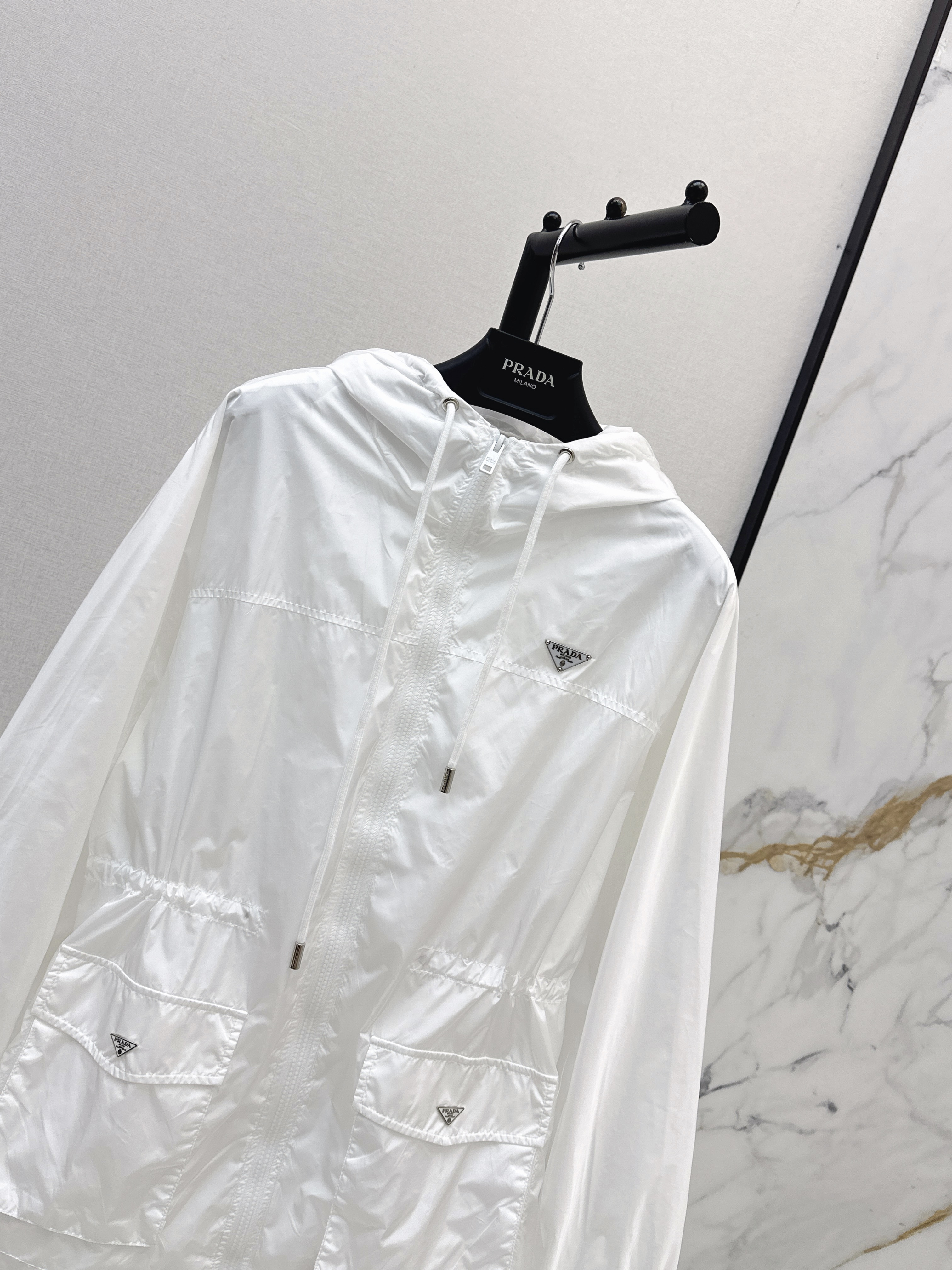 Pra 26SS Hooded Windbreaker Jacket