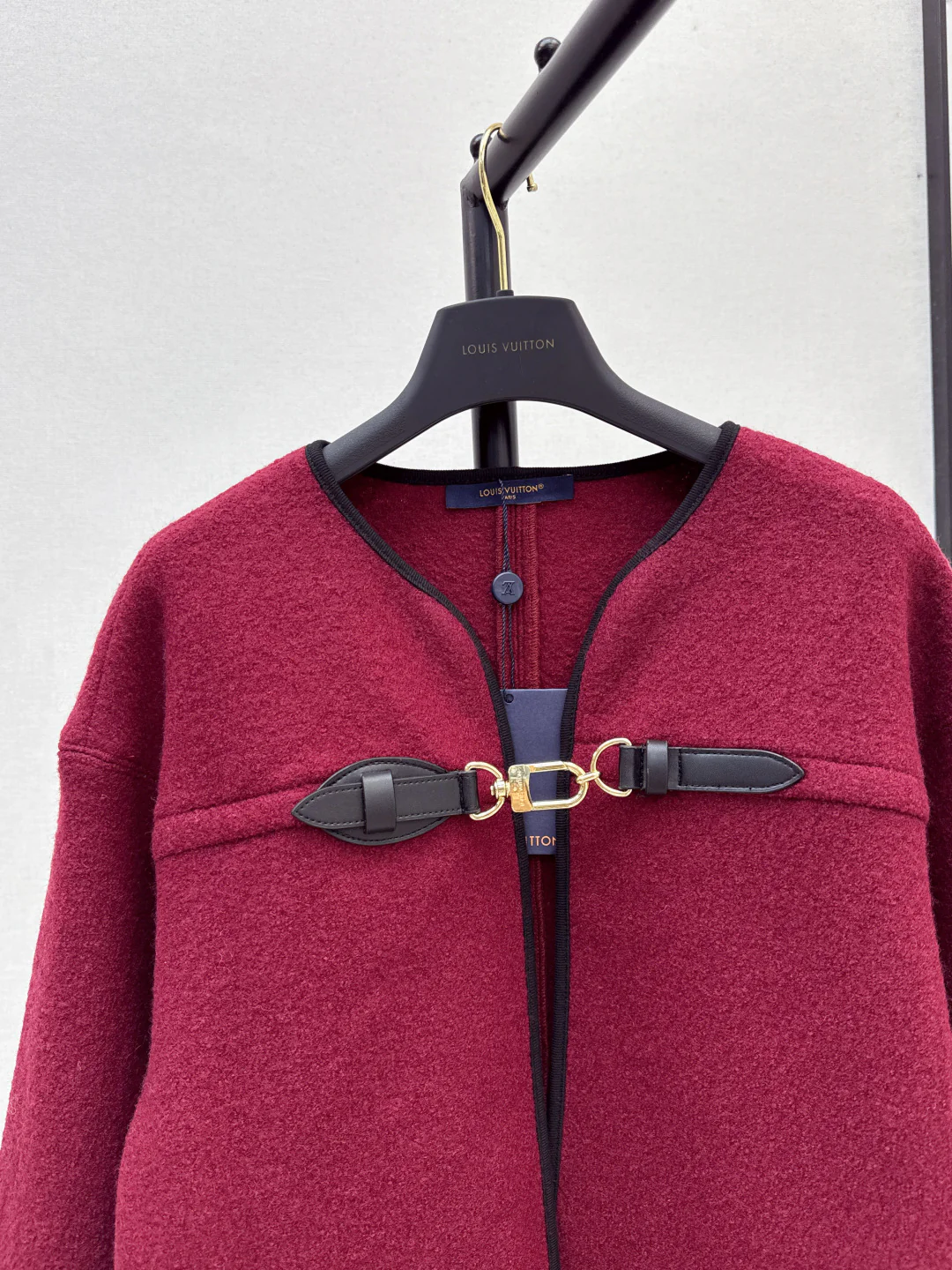 Louis 25fw cape jacket