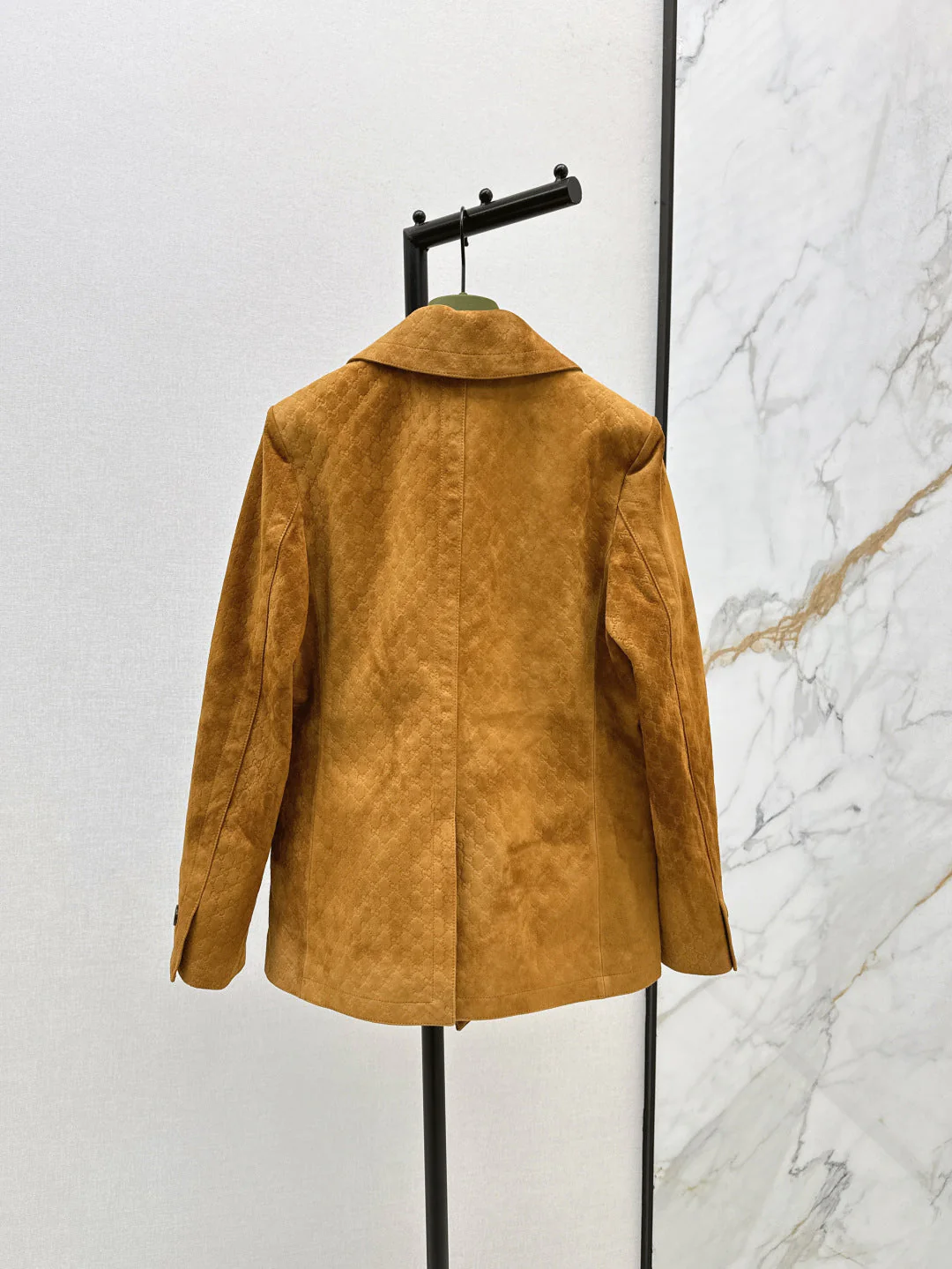 Guc 25fw suede blazer