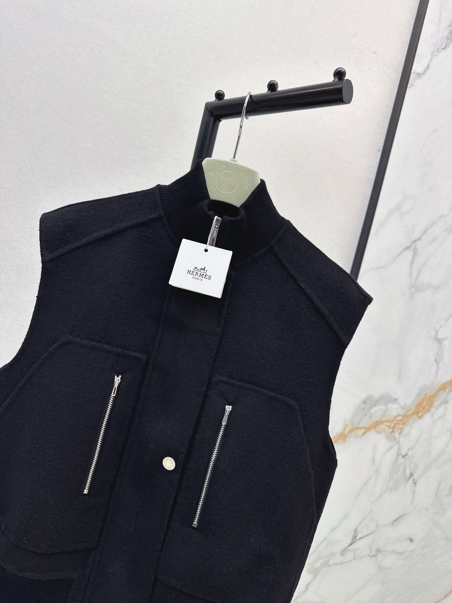 Her 26ss woolen vest jacket