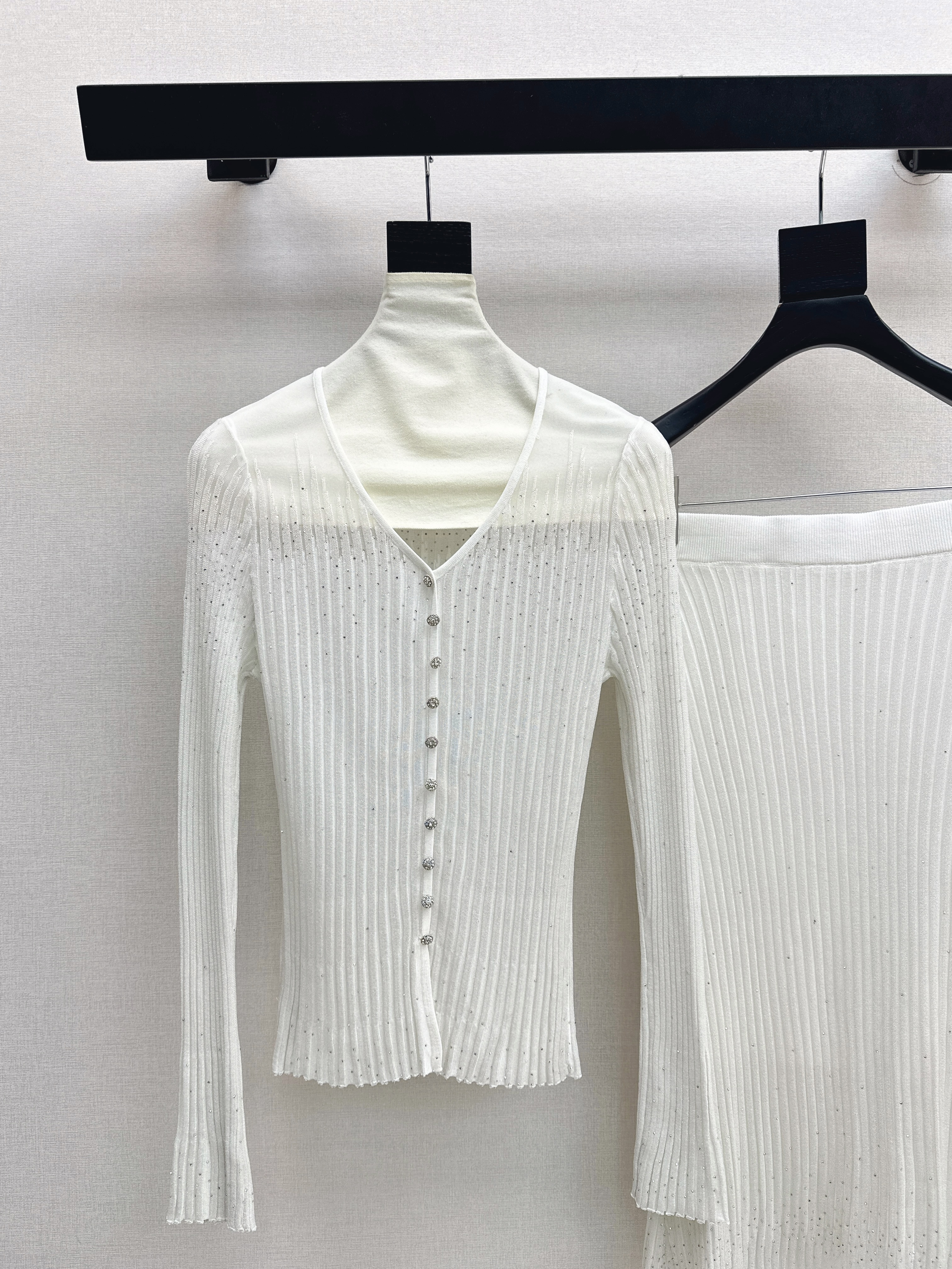 Chan 26ss rhinestone knit suit