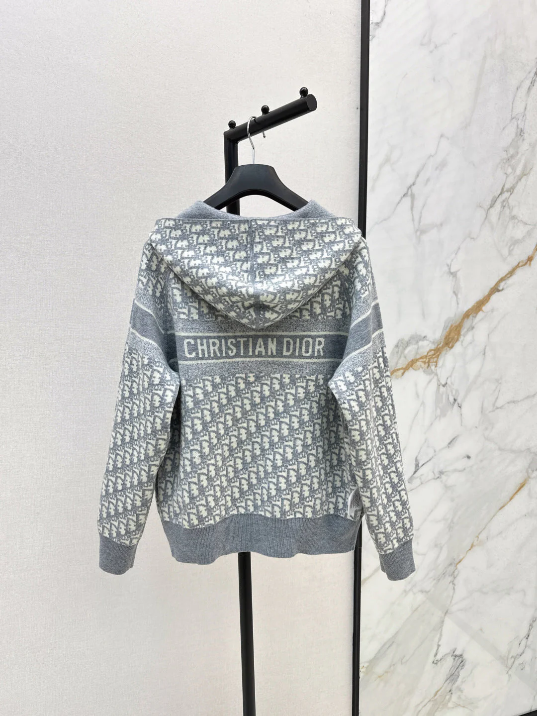 CD 25fw reversible jacket