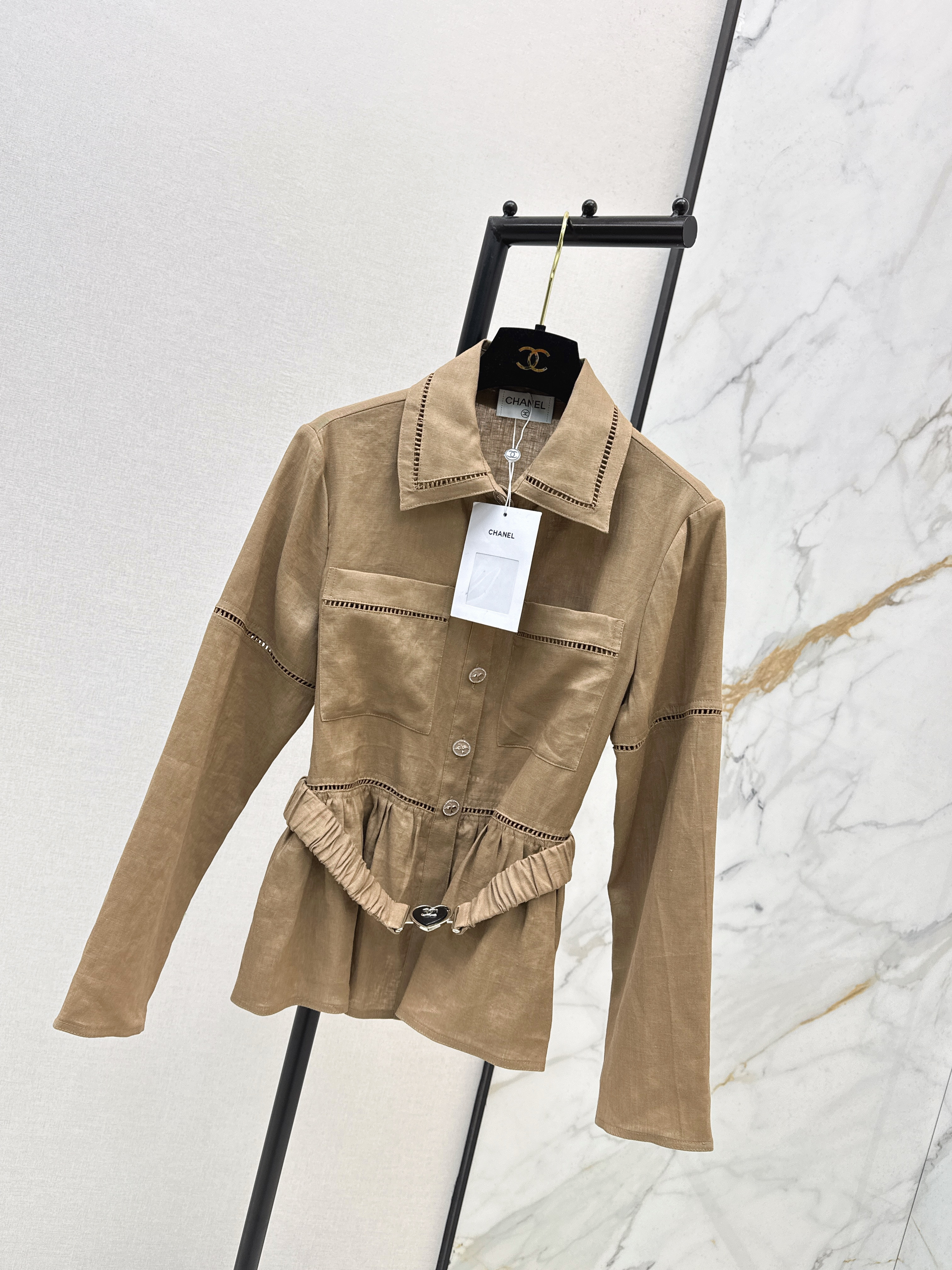 Chan 26ss belted shirt
