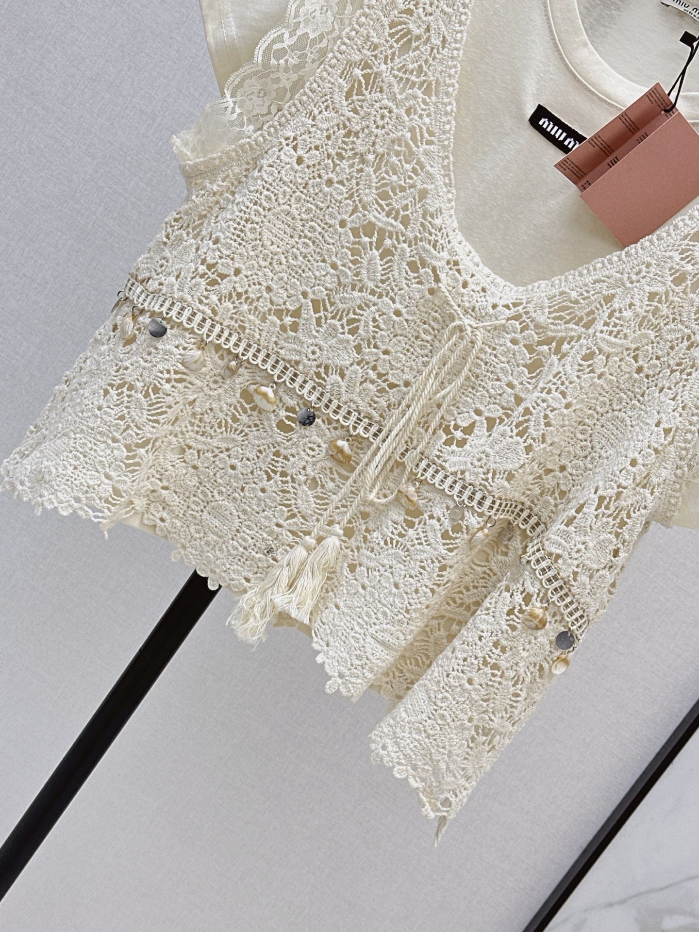 Miu 2pcs t-shirt crochet vest set