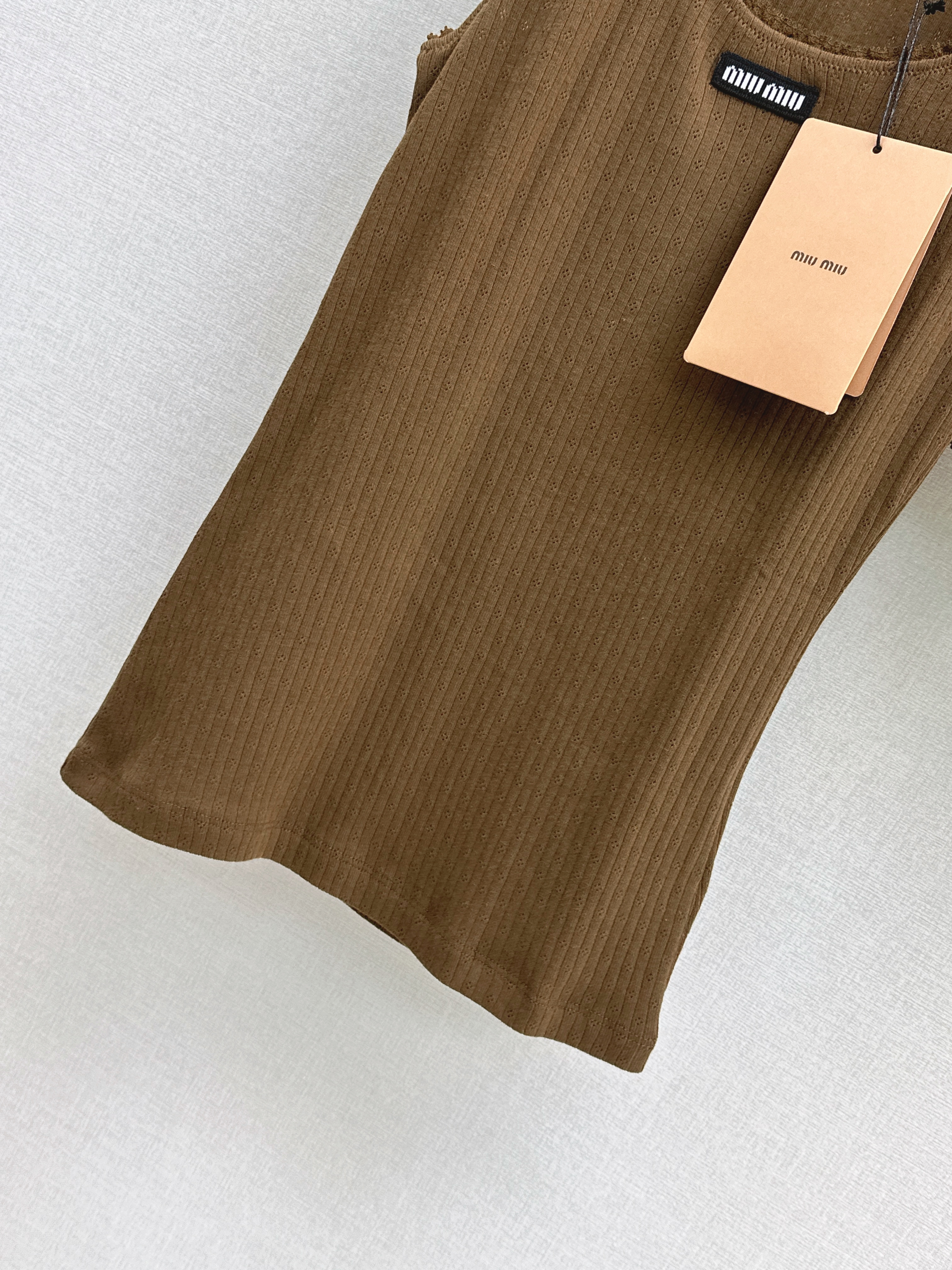 Miu 26ss vest skirt set
