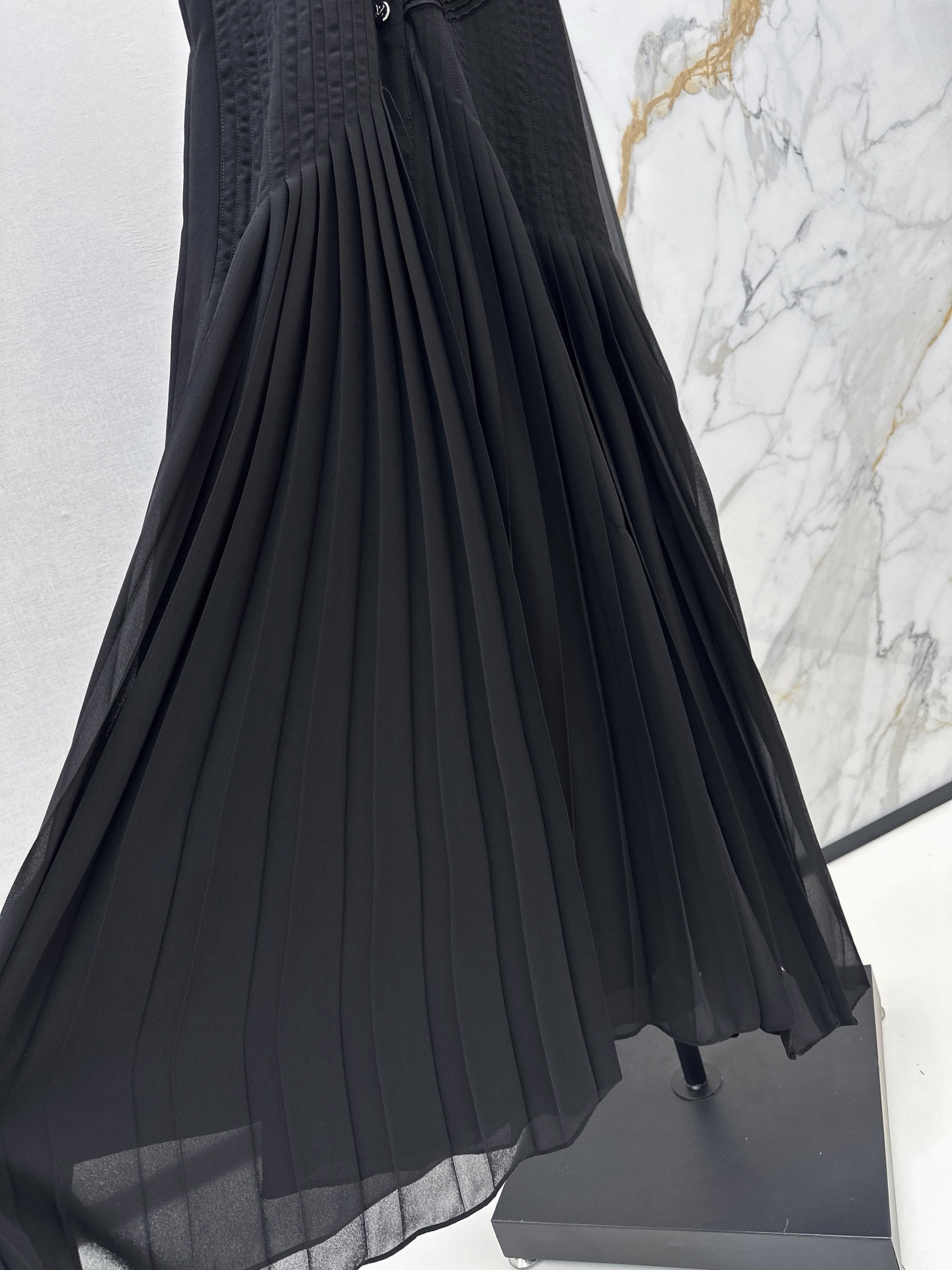 Loui 26ss slip dress