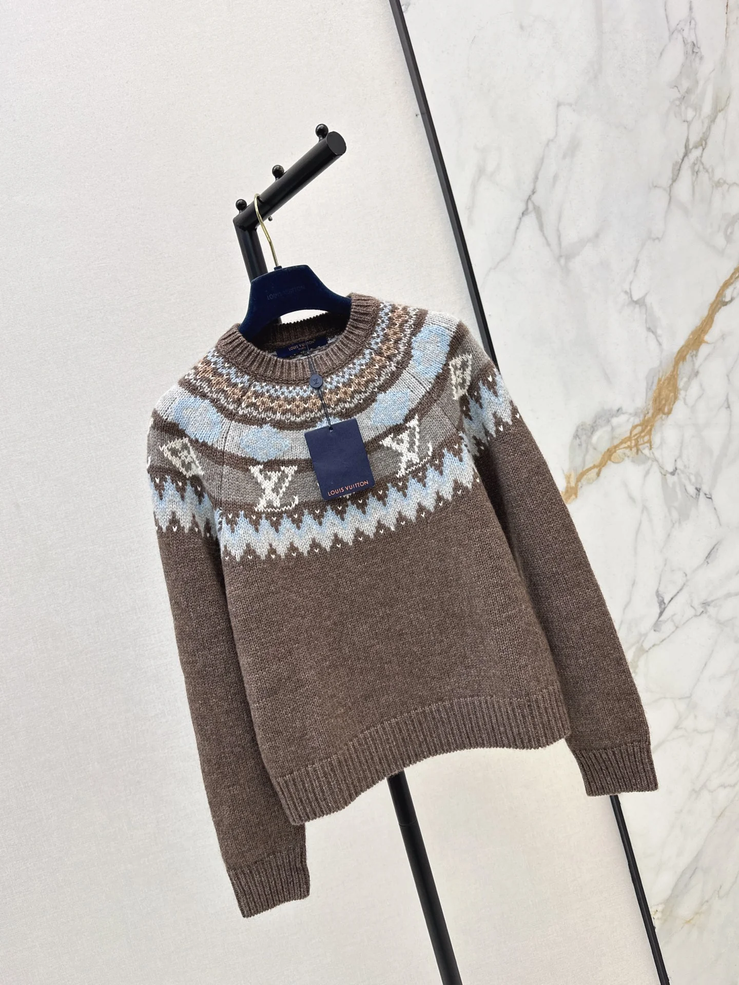 Loui 25fw wool sweater