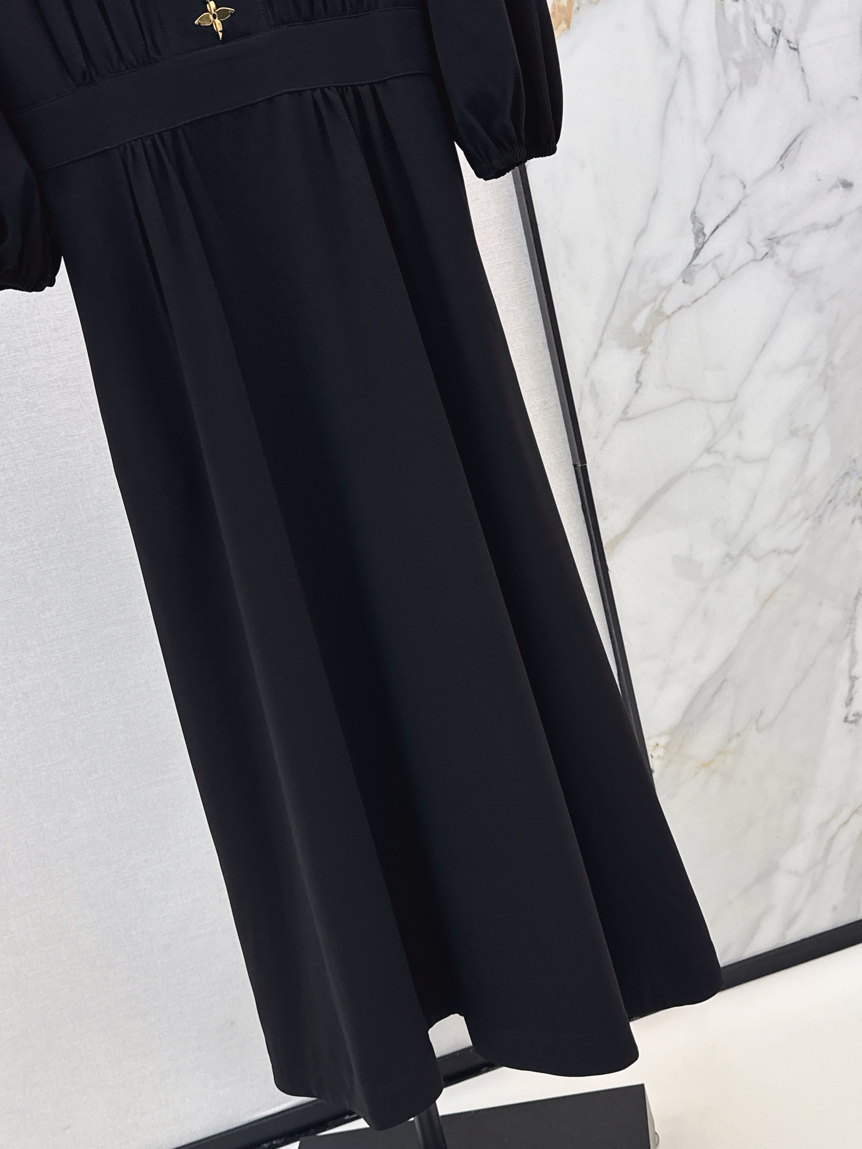 Loui 26ss empire-waist maxi dress
