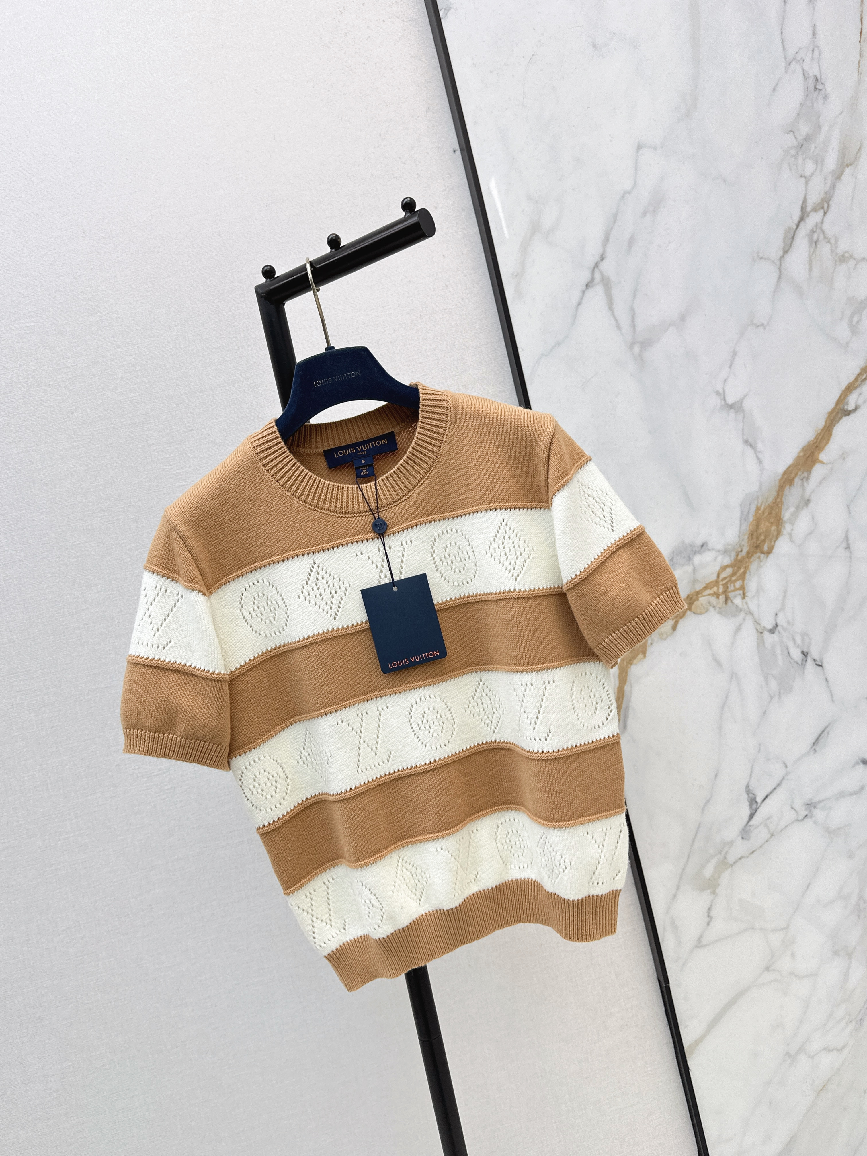 Loui 26ss stripe sweater