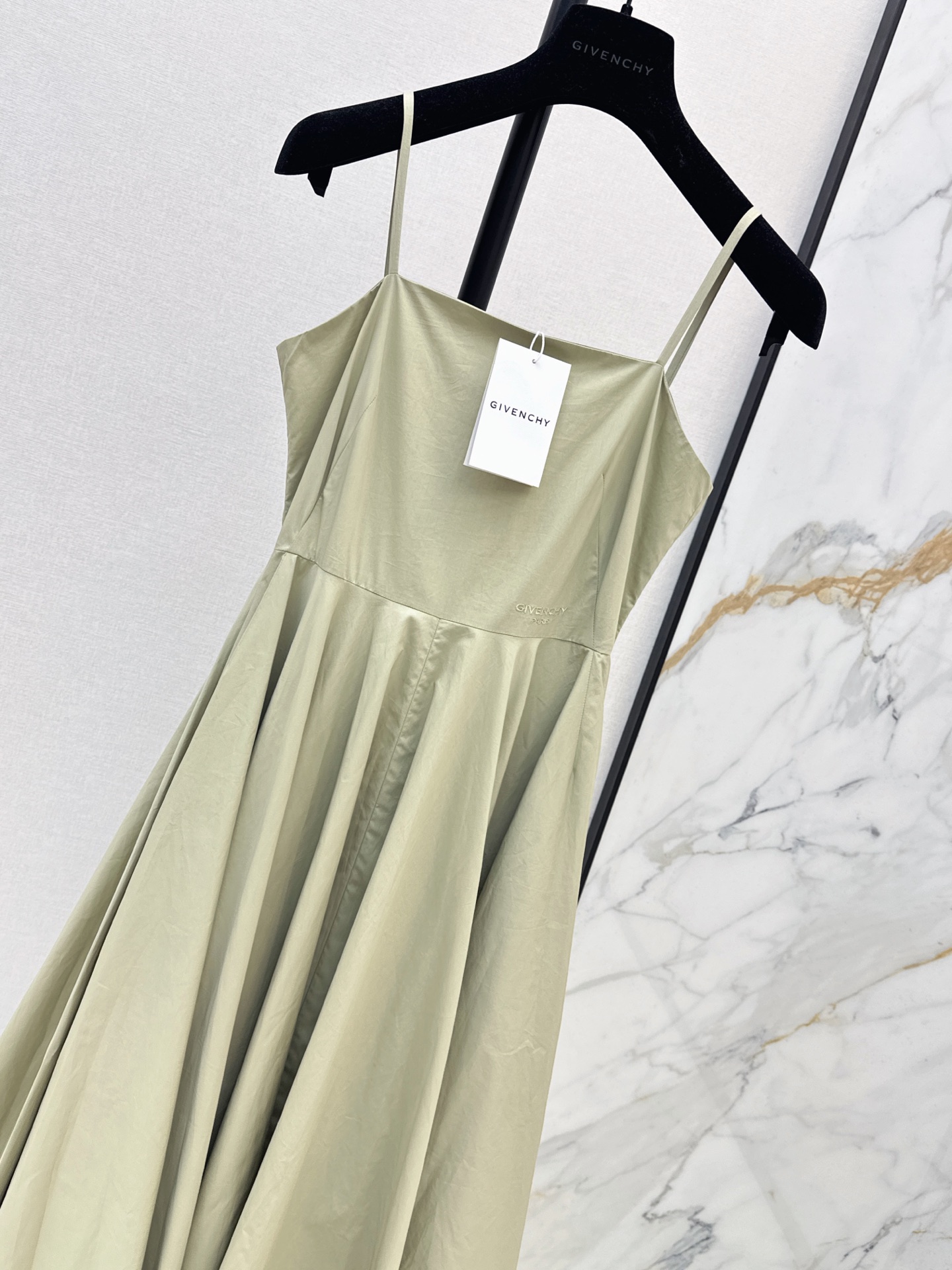 Give 26ss pleated slip dress