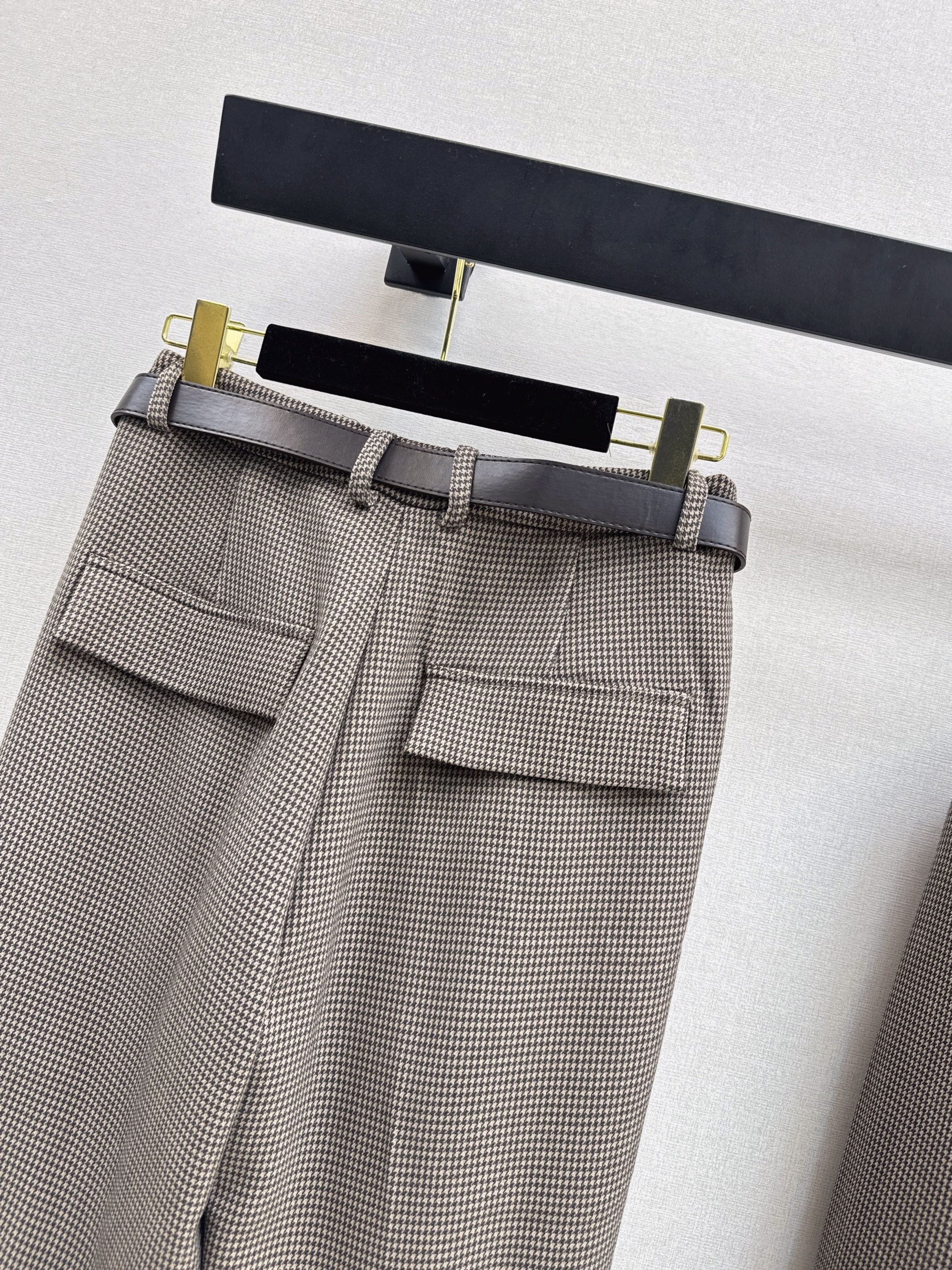 Chan 26ss suit pants