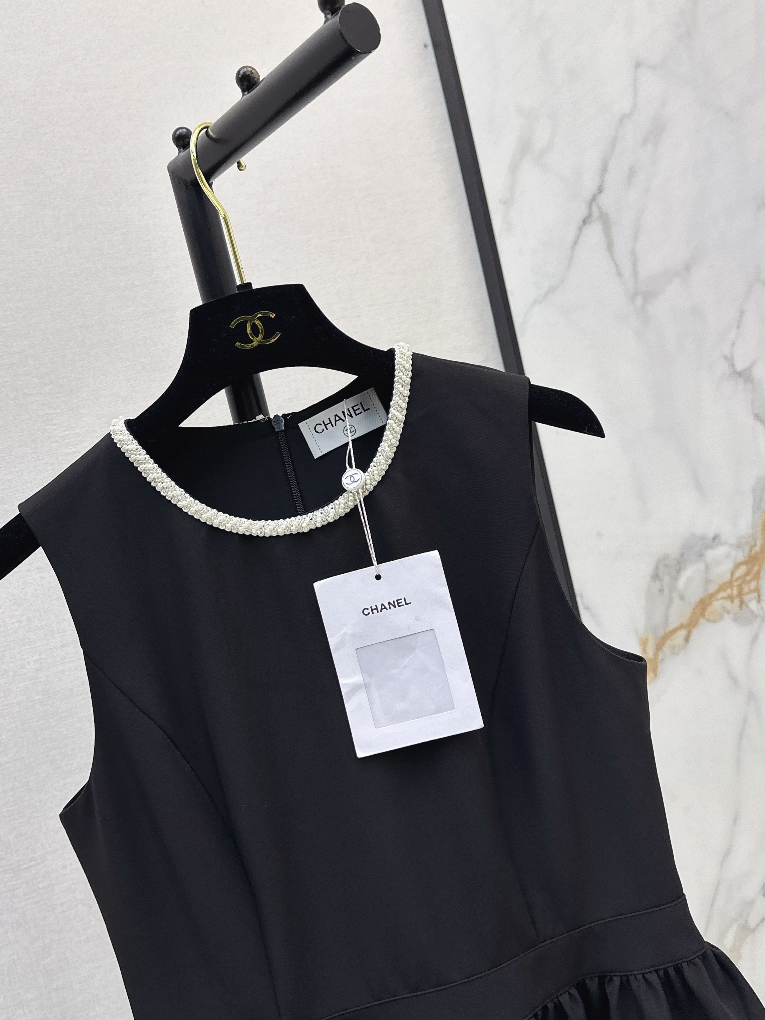 Chan 26ss sleeveless beading dress