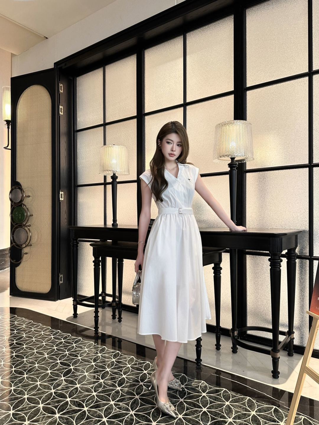 CD 26ss bee embroidery dress