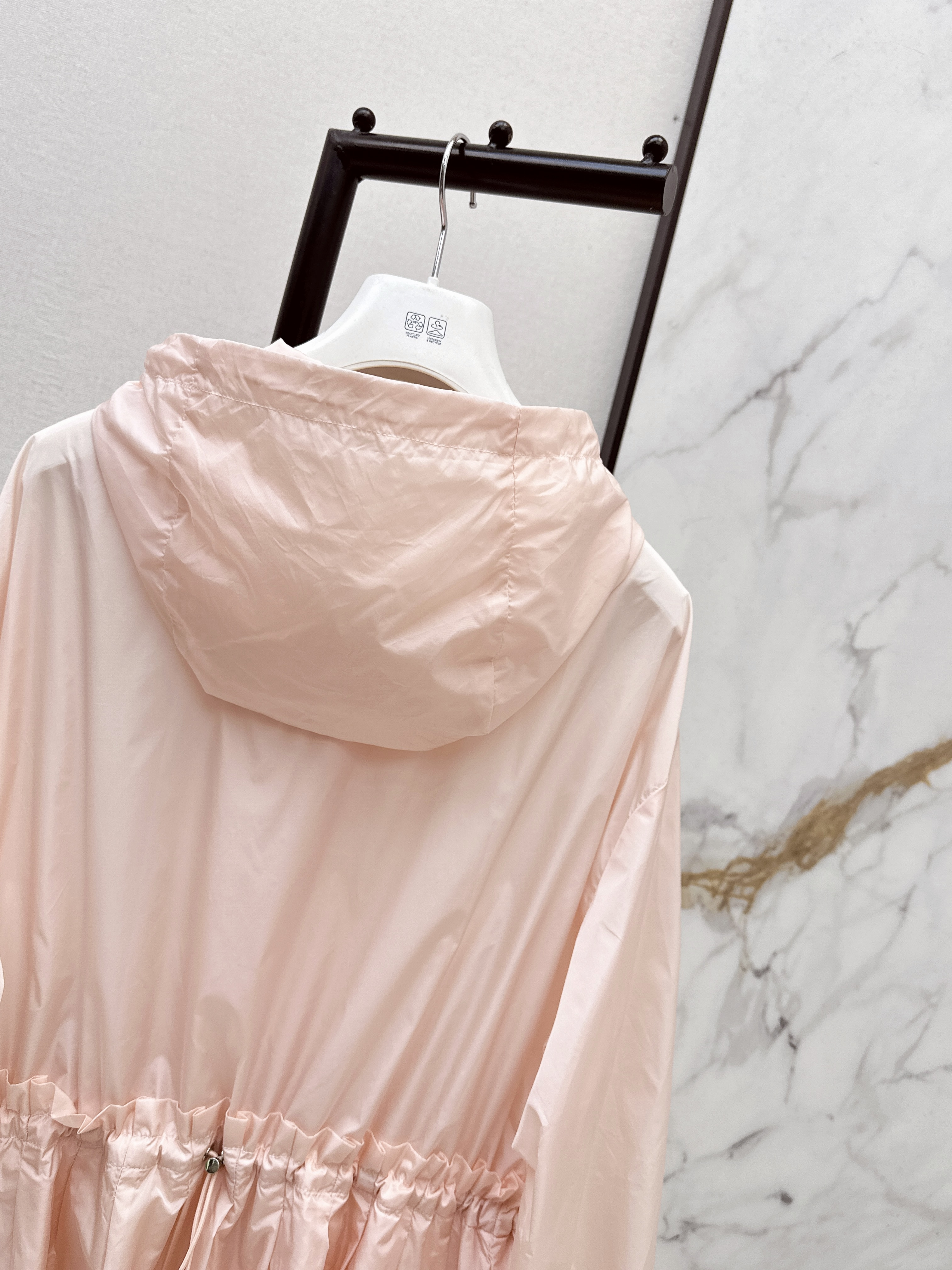 Monc 26ss trench coats