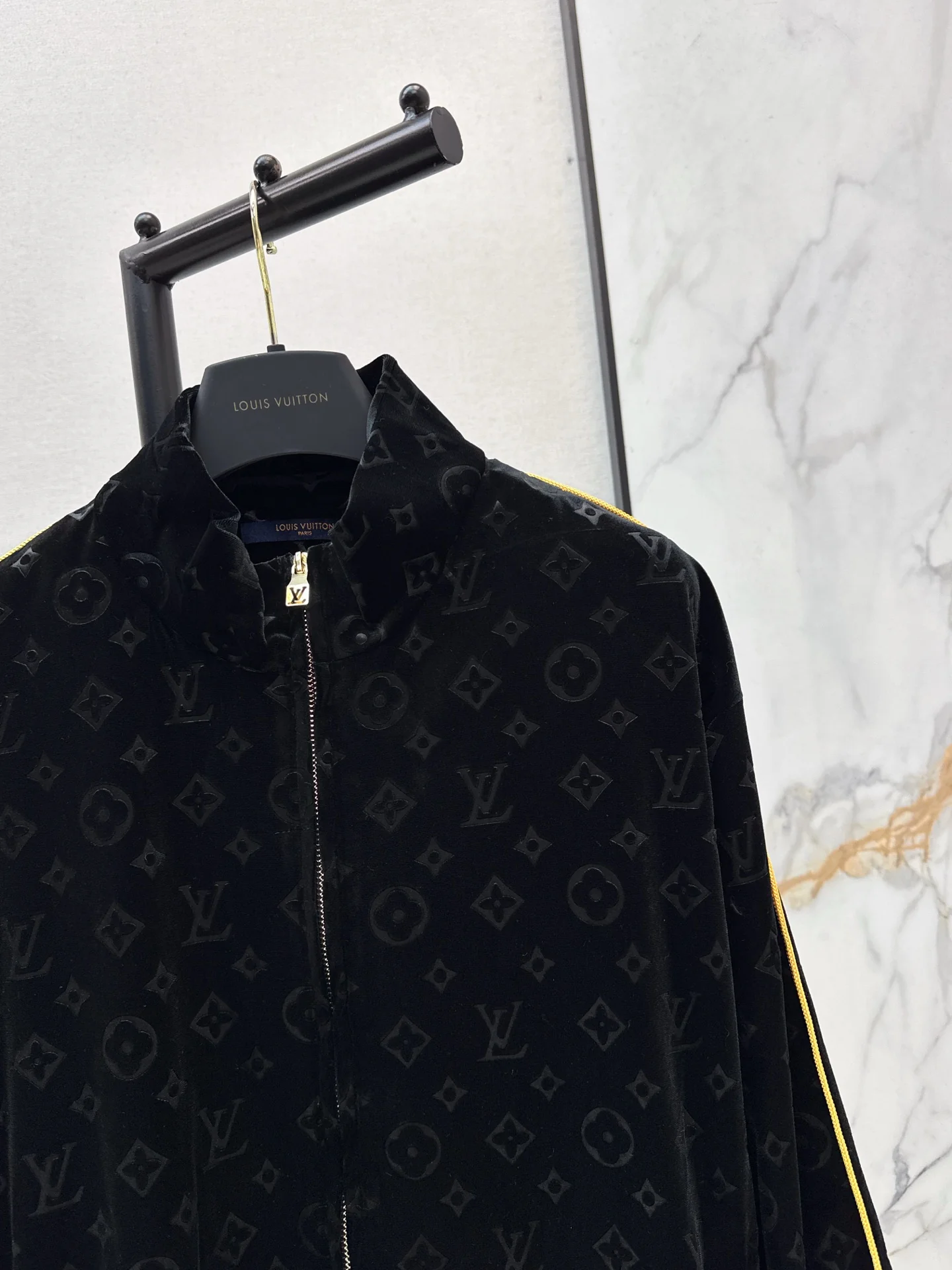 Louis 25fw velvet jacket