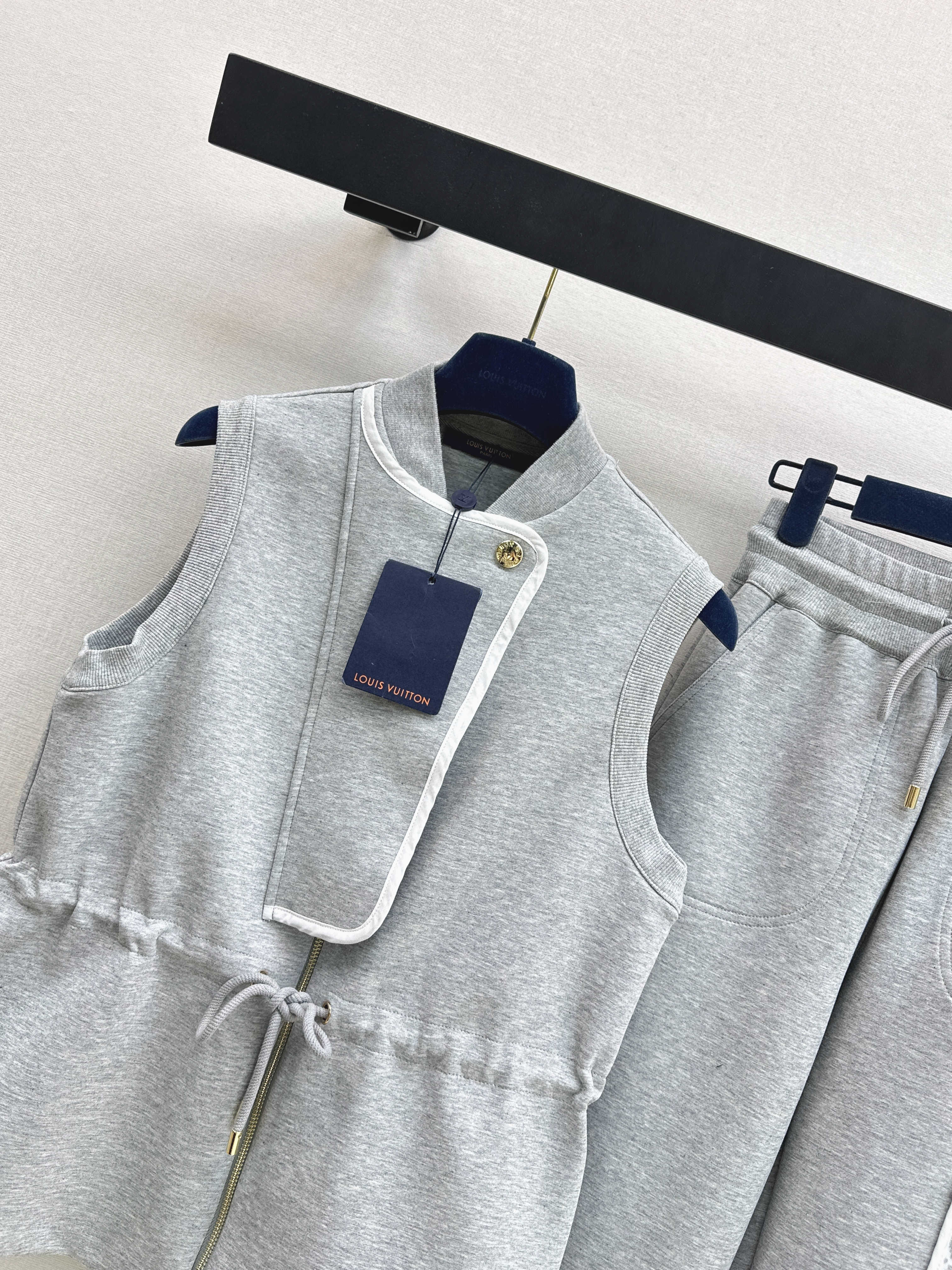 Loui 26ss vest jogger pant set