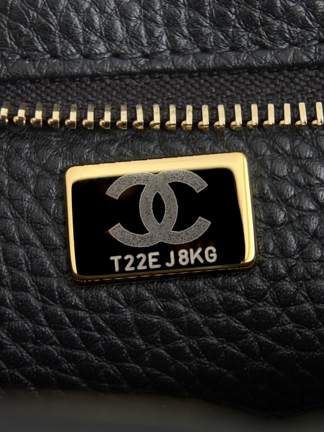 Chan 26S baguette bag