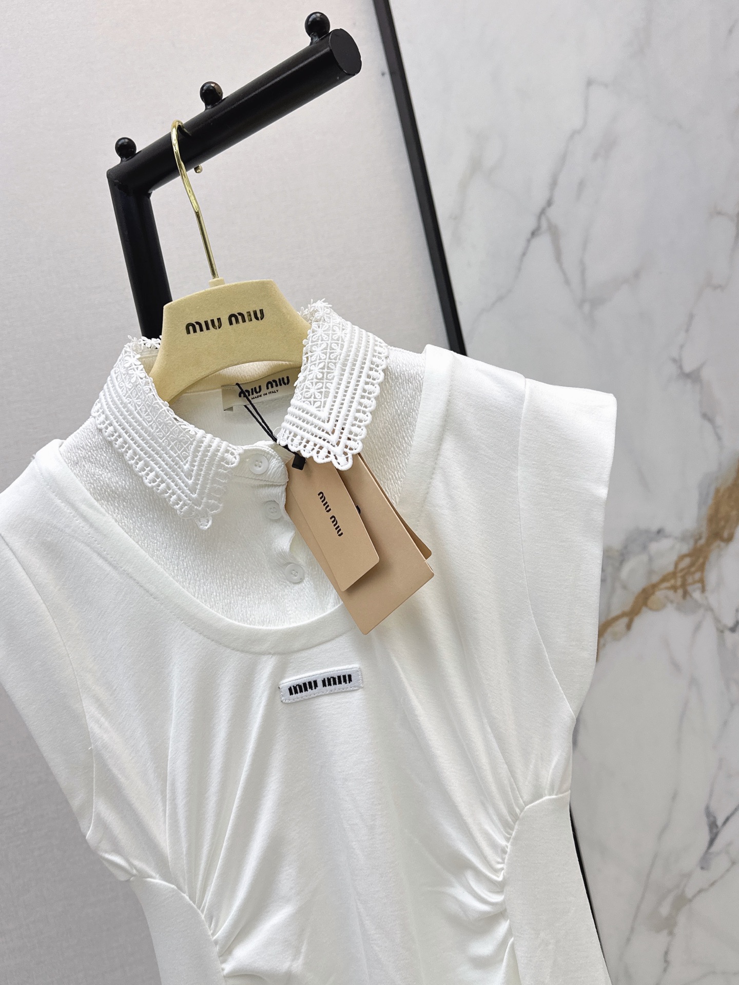 Miu 26ss sleeveless waist-cinching dress