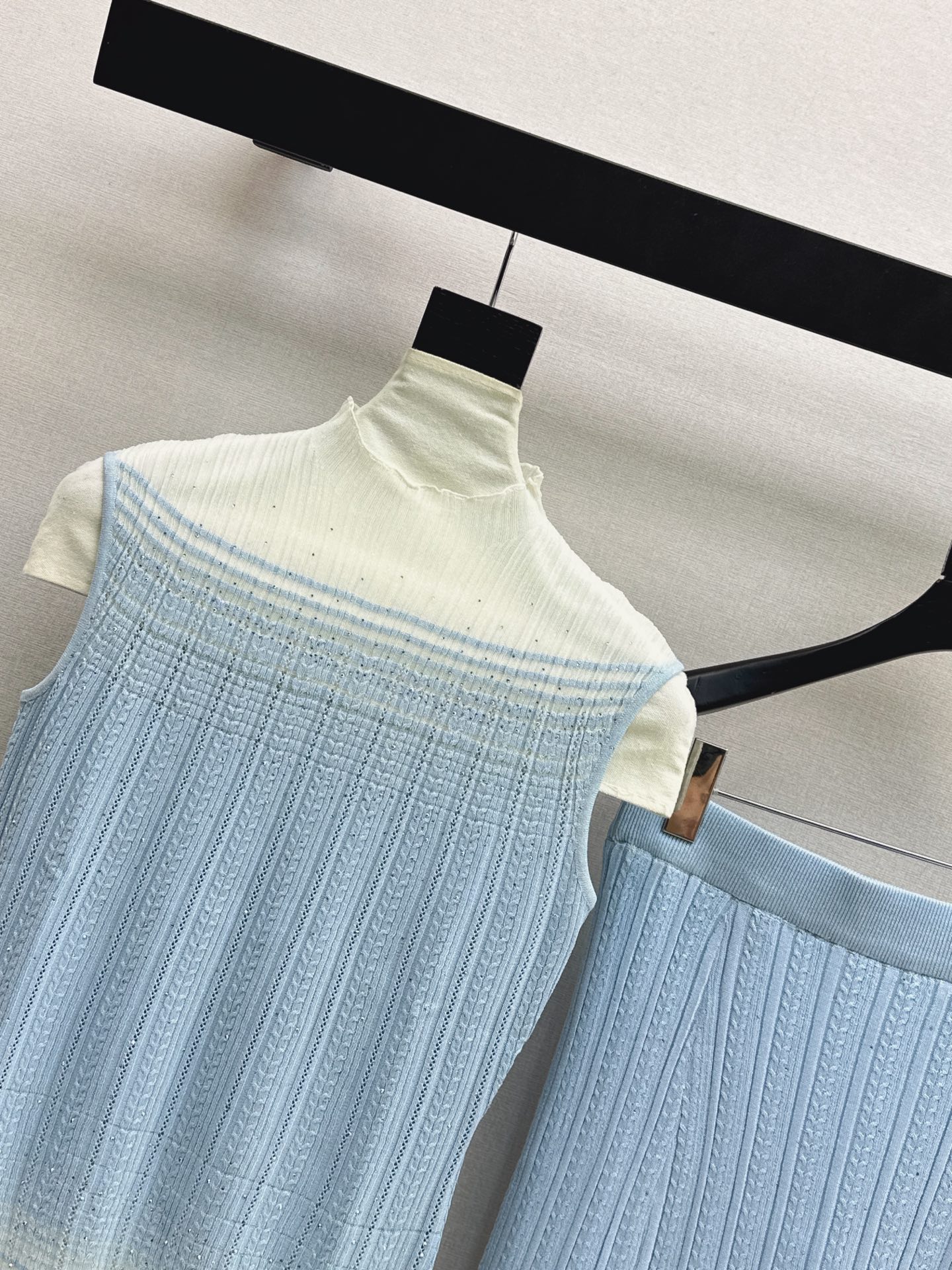 Chan 26ss sleeveless knit vest skirt set