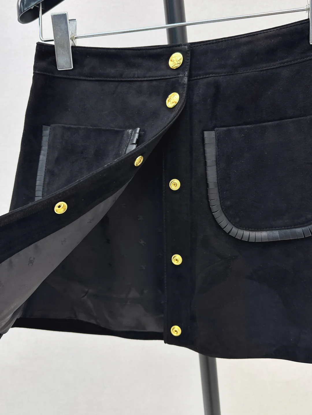 Celi 25fw suede skirt