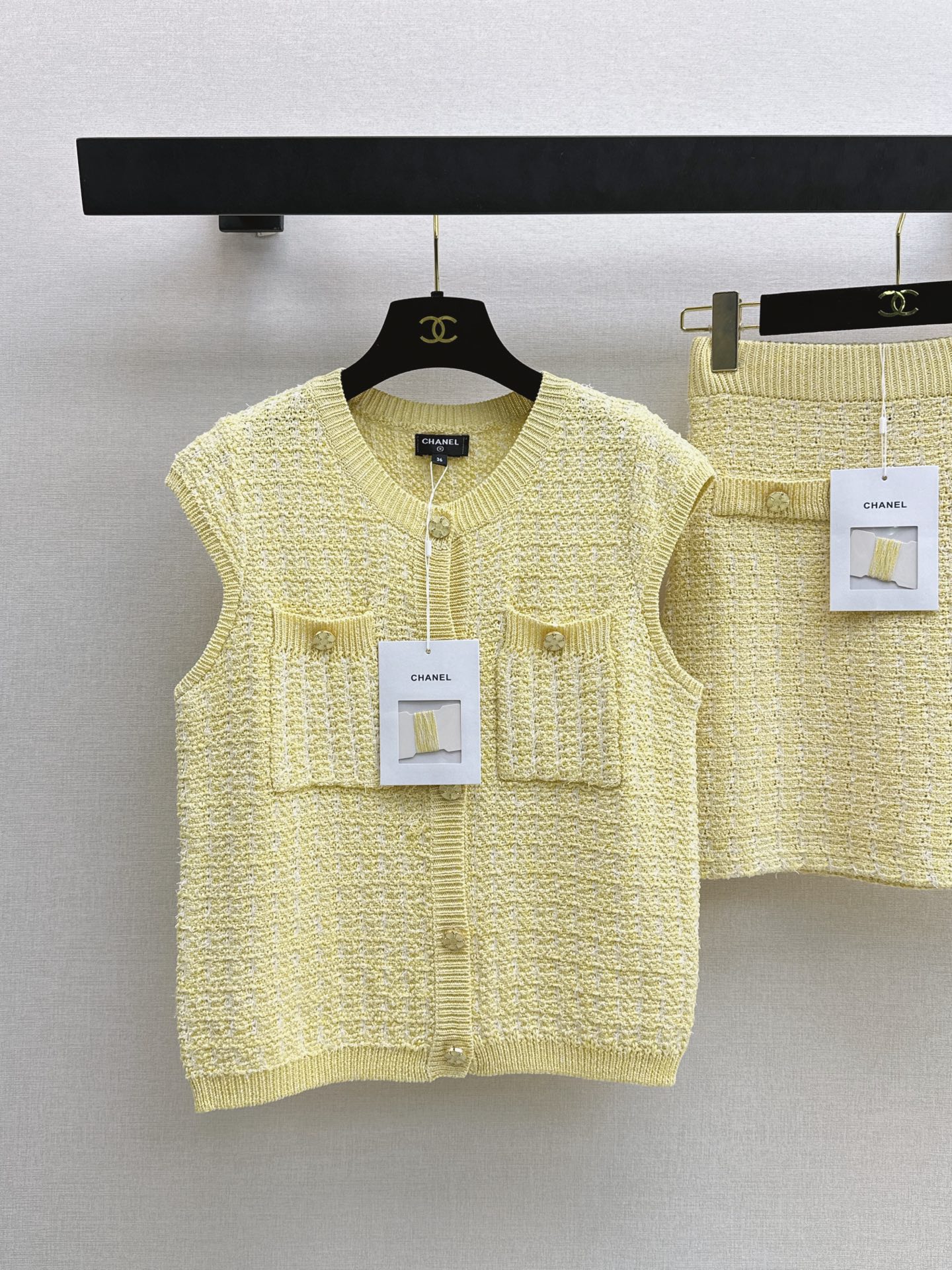 Chan 26ss sleeveless knit cardigan skirt set