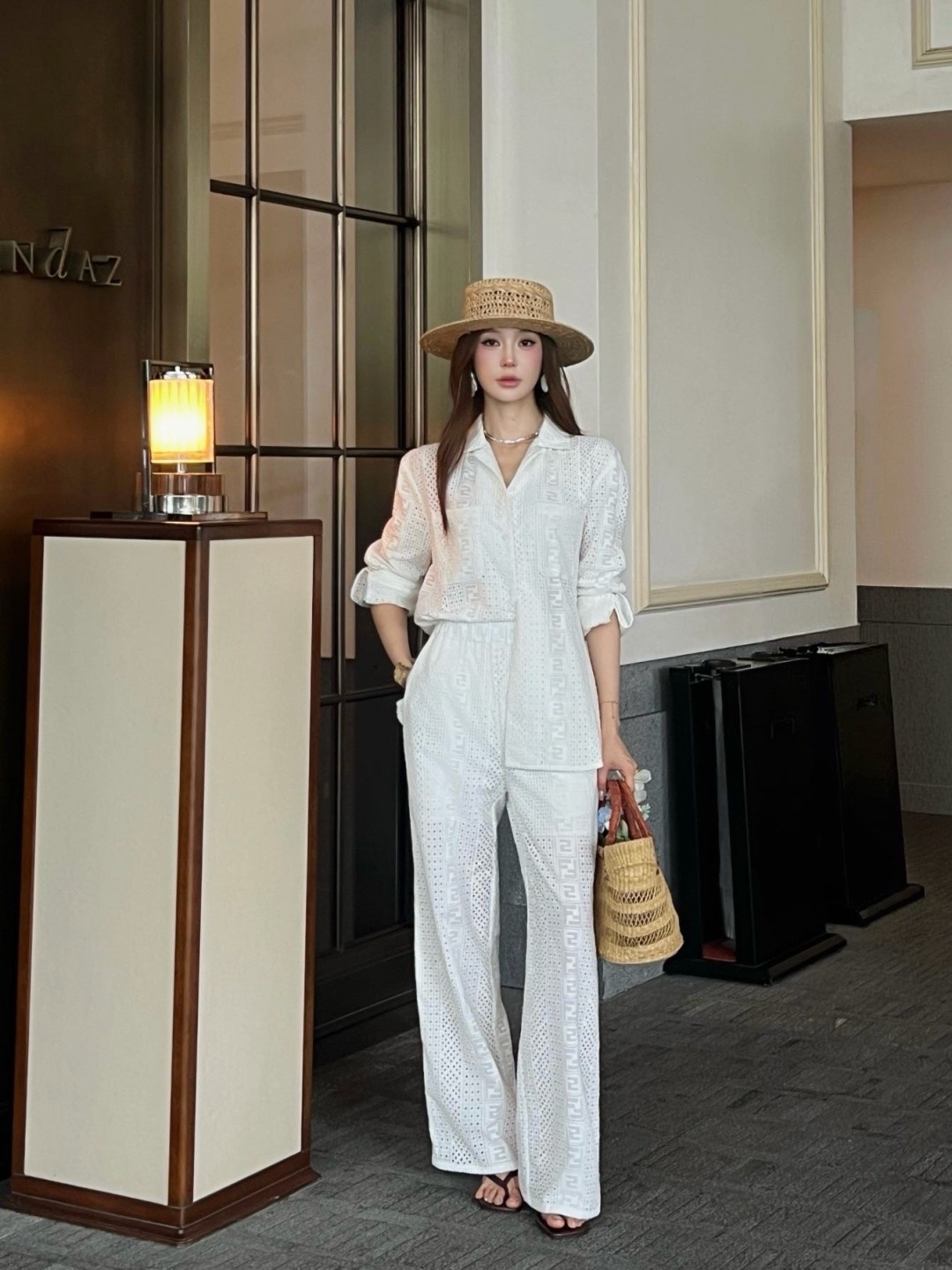 Fen 26ss hollow pants