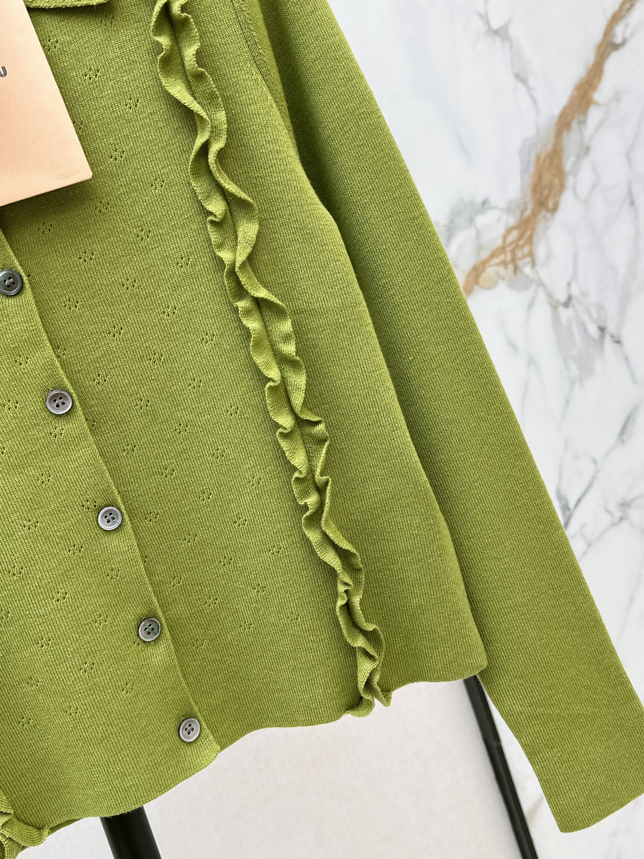 Miu 26ss ruffle cardigan