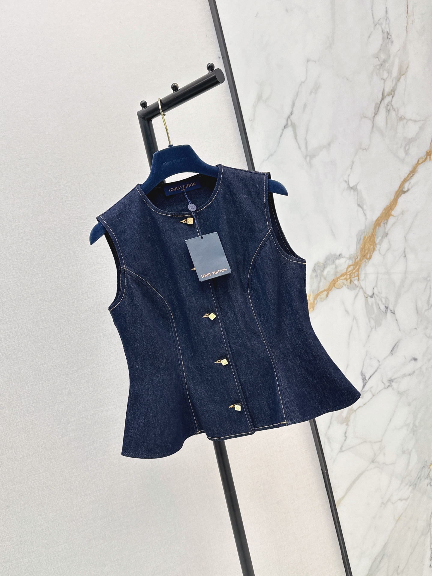 Loui 26ss ruffle denim top