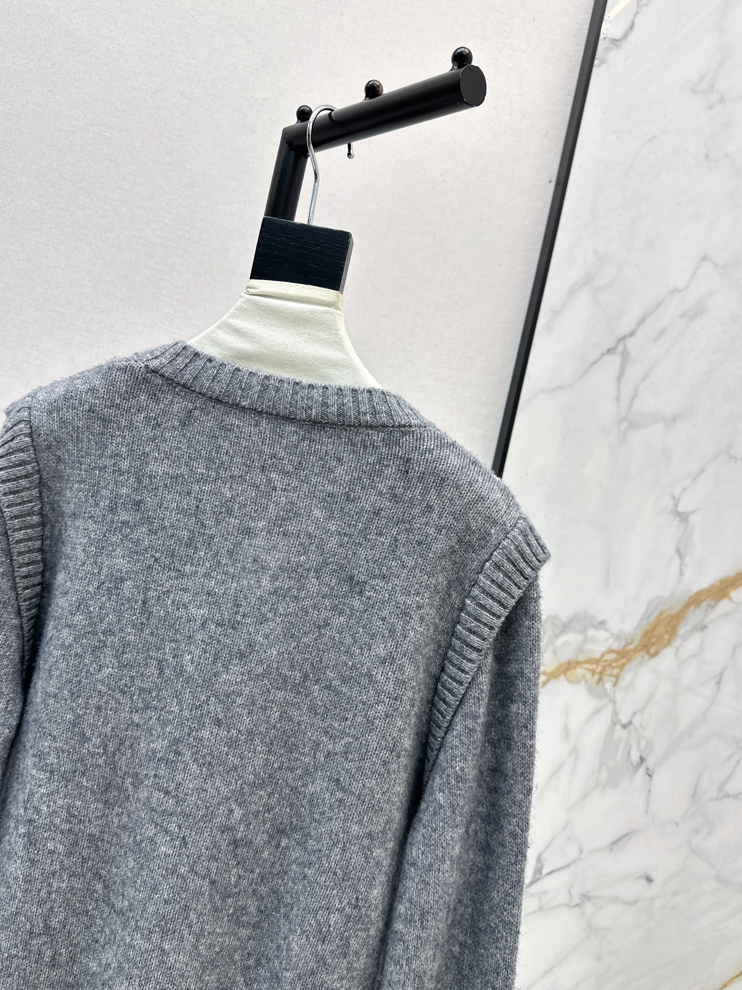Herm 26ss sweater