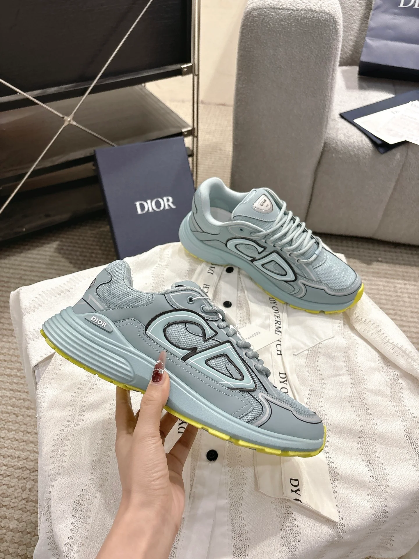 CD 25fw dad's shoes
