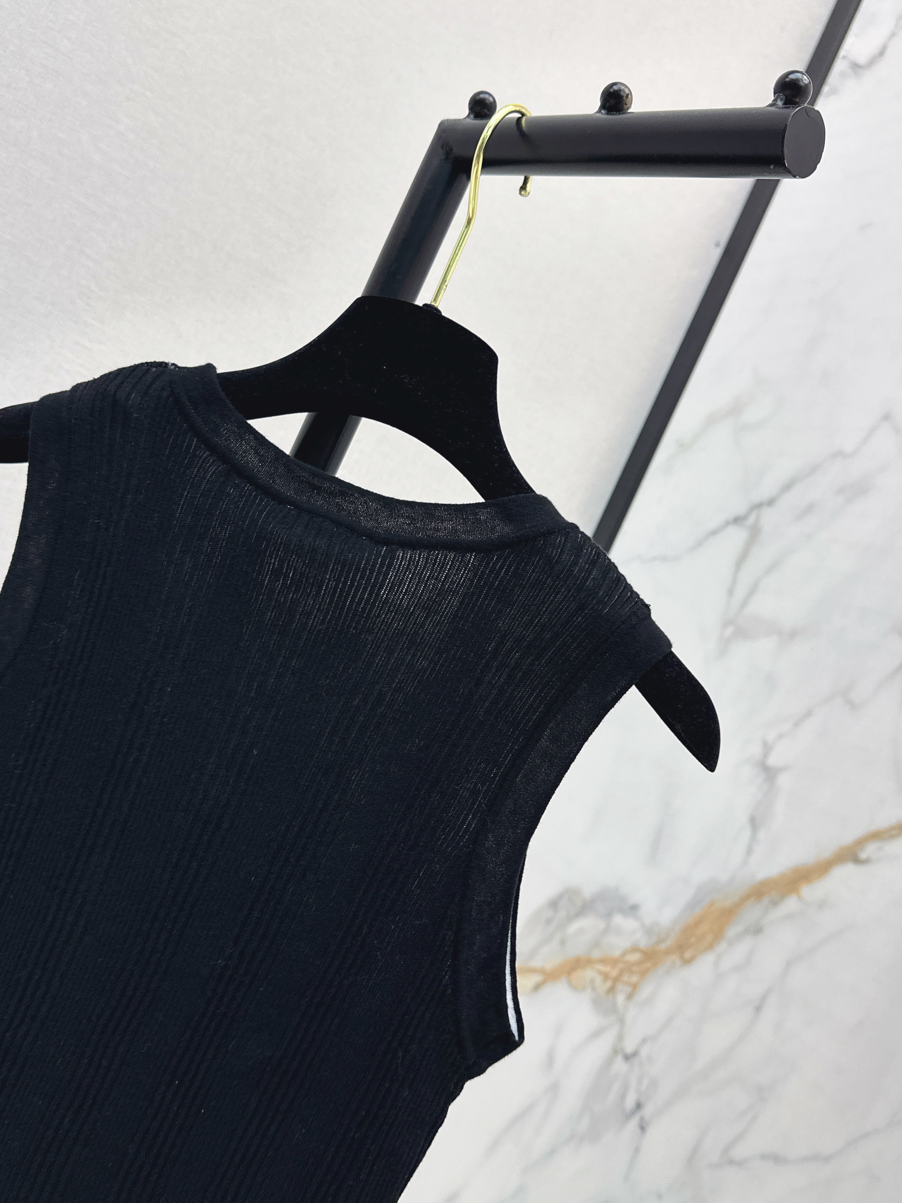 Chan 26SS Knit Tank Top