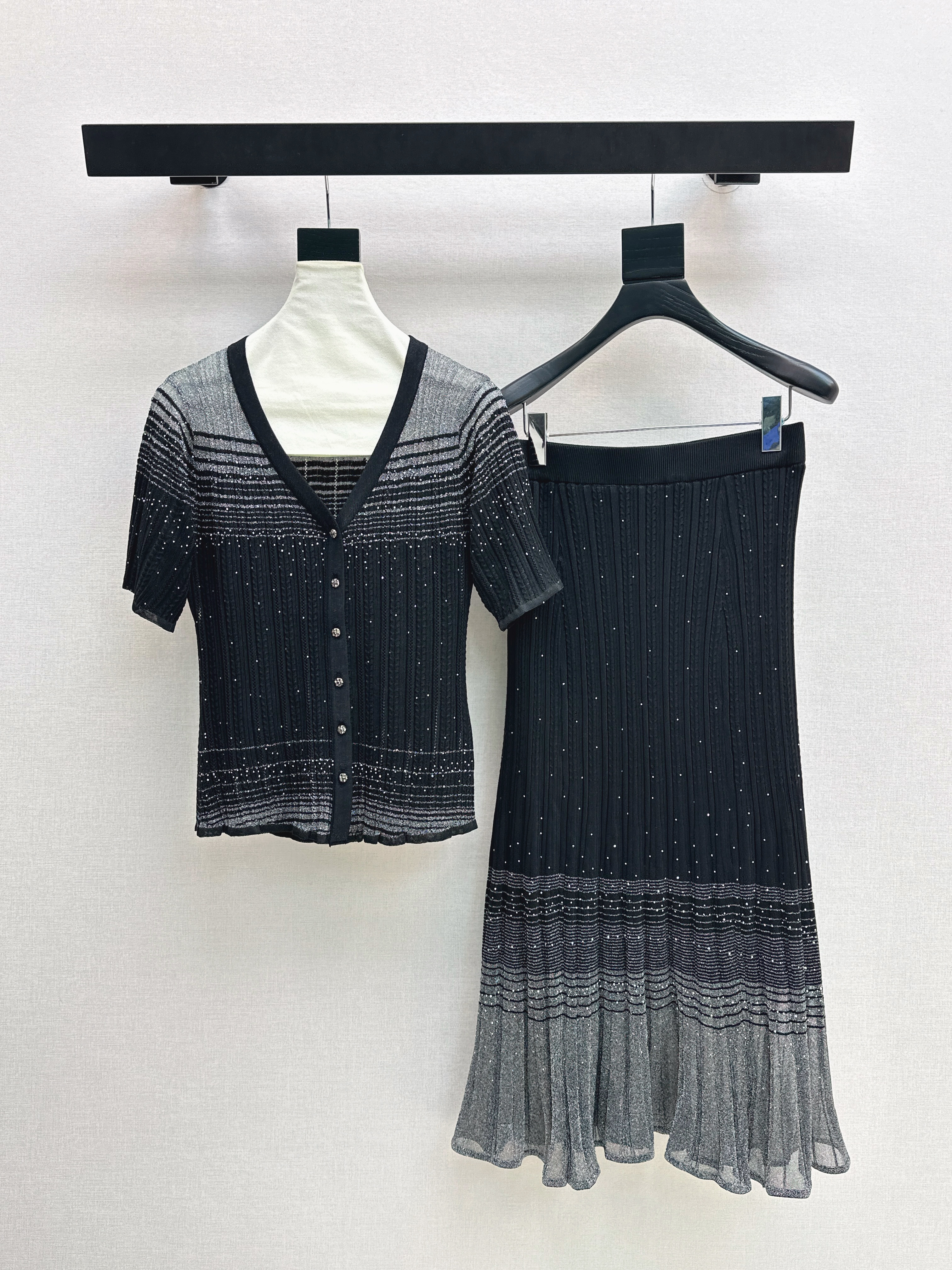 Chan 26ss knit cardigan skirt set