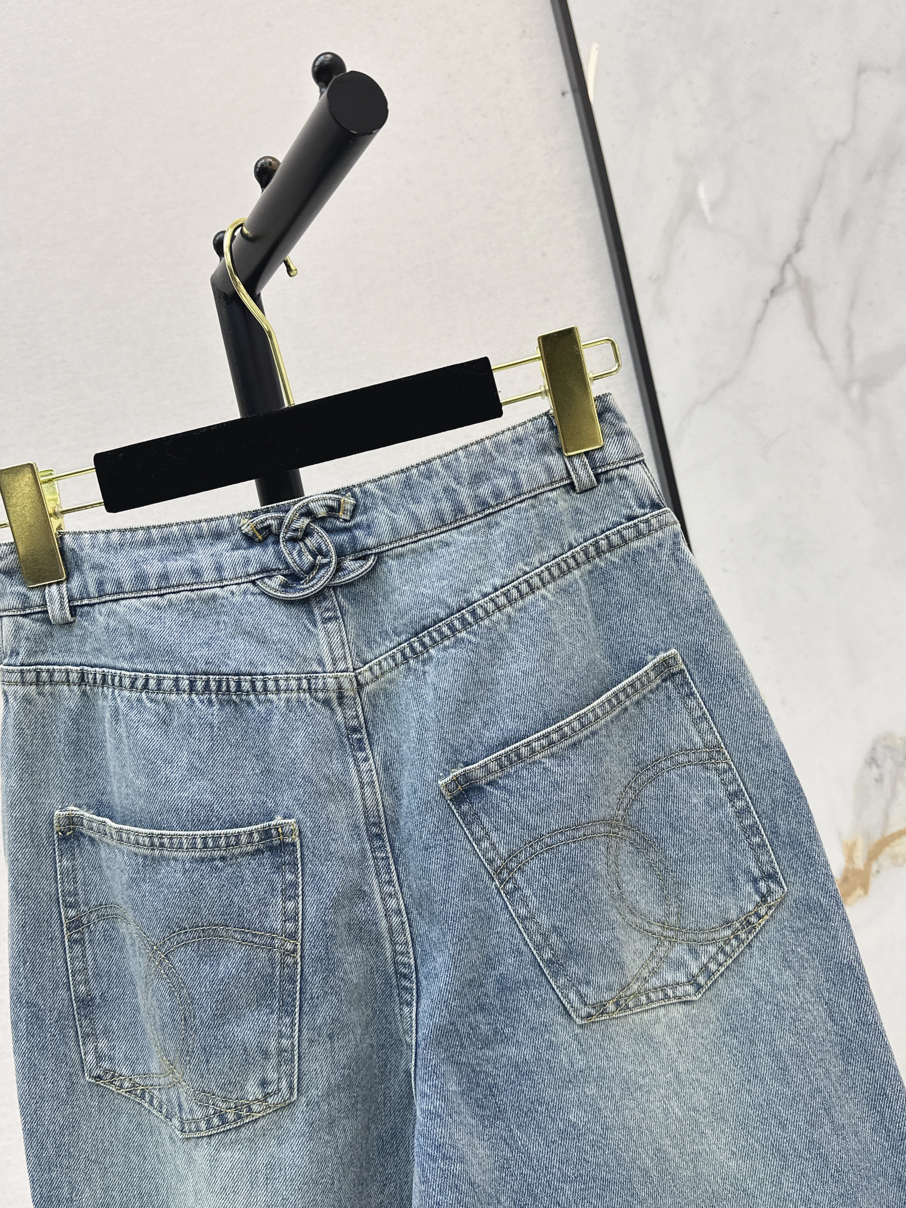 Chan 26ss straight jaens